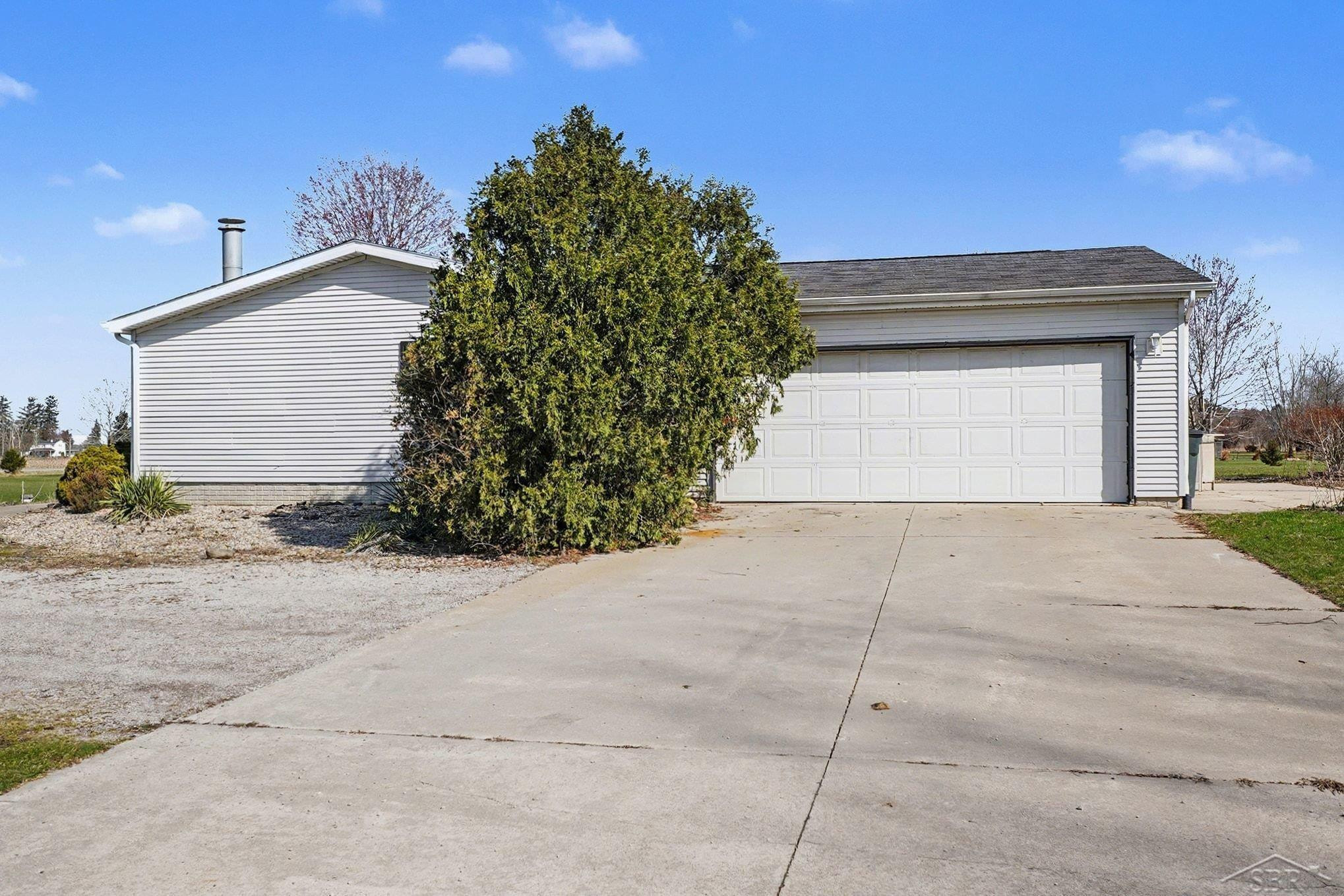 13195 Elms Road, Birch Run, MI 48415 — Photo 25