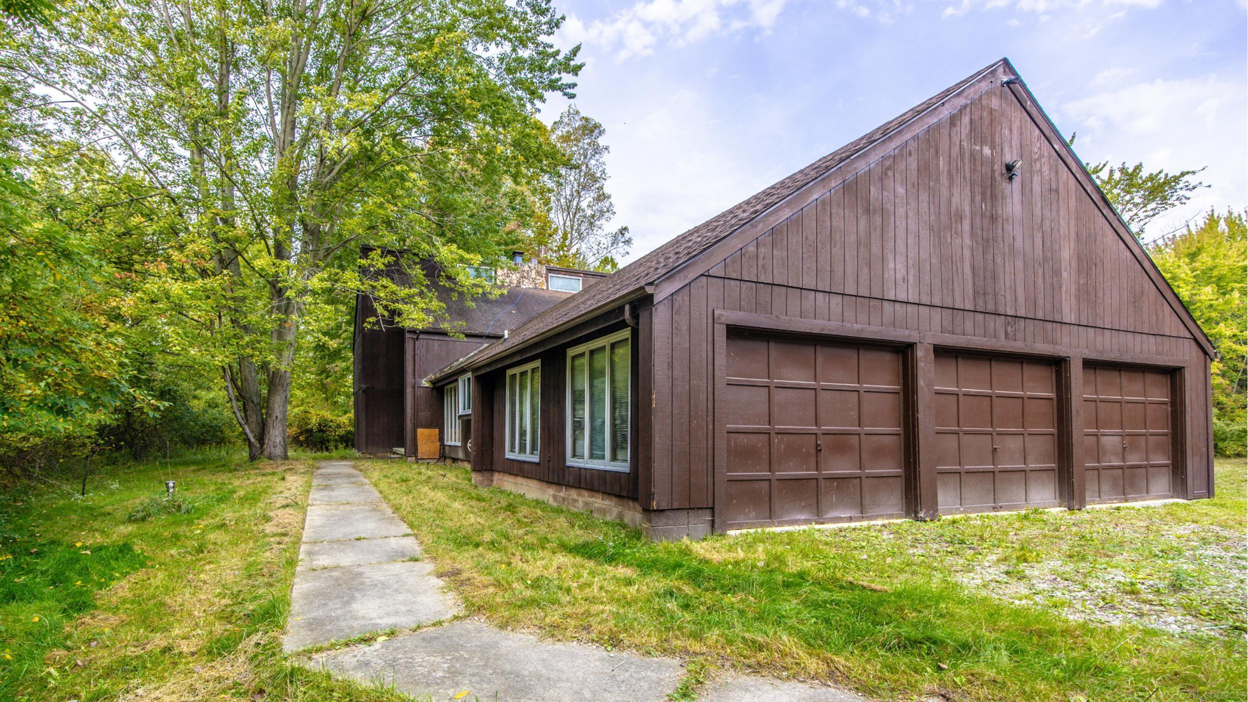 9202 Crawford Road, MI — Photo 3