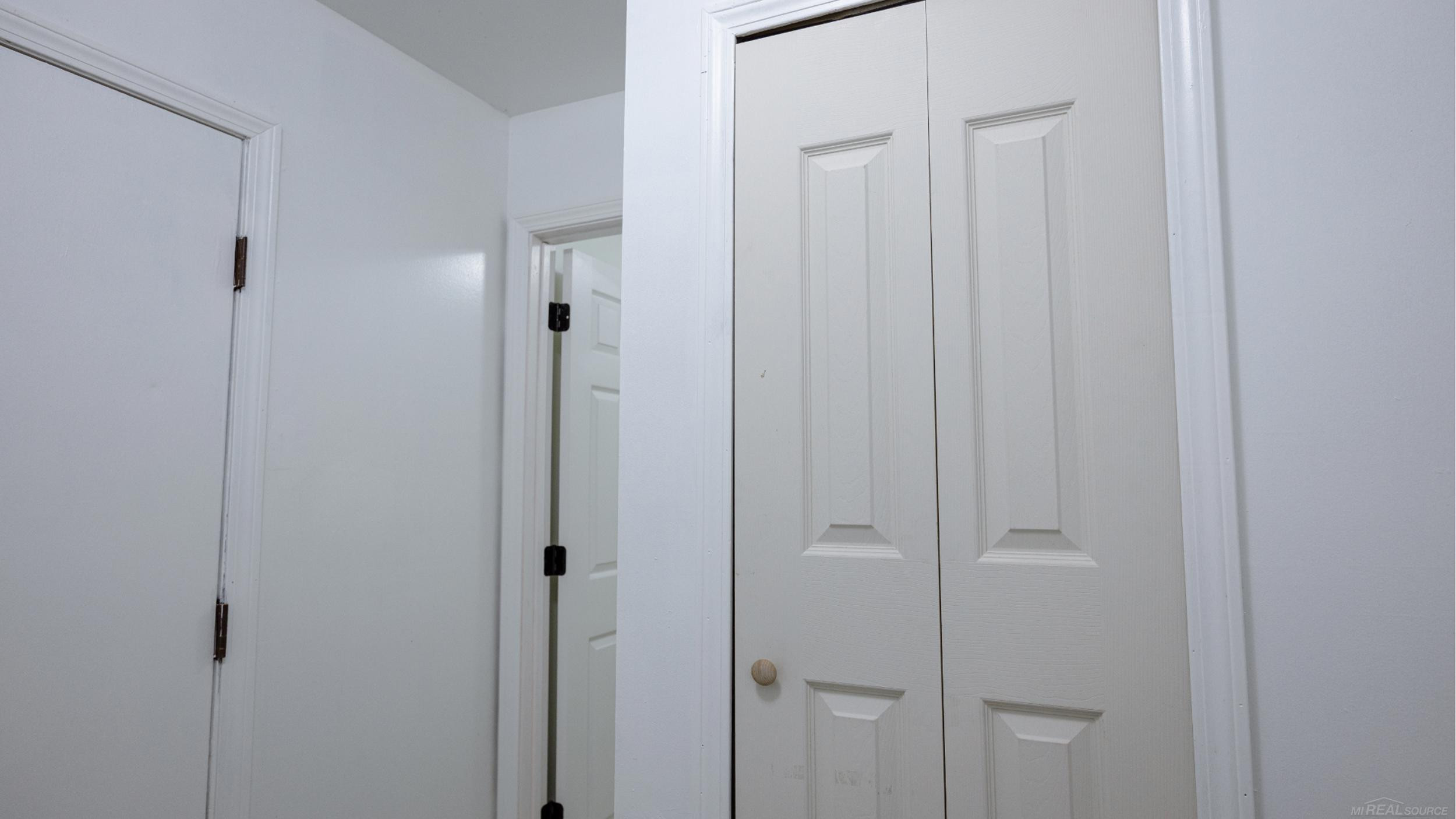 9202 Crawford Road, MI — Photo 32