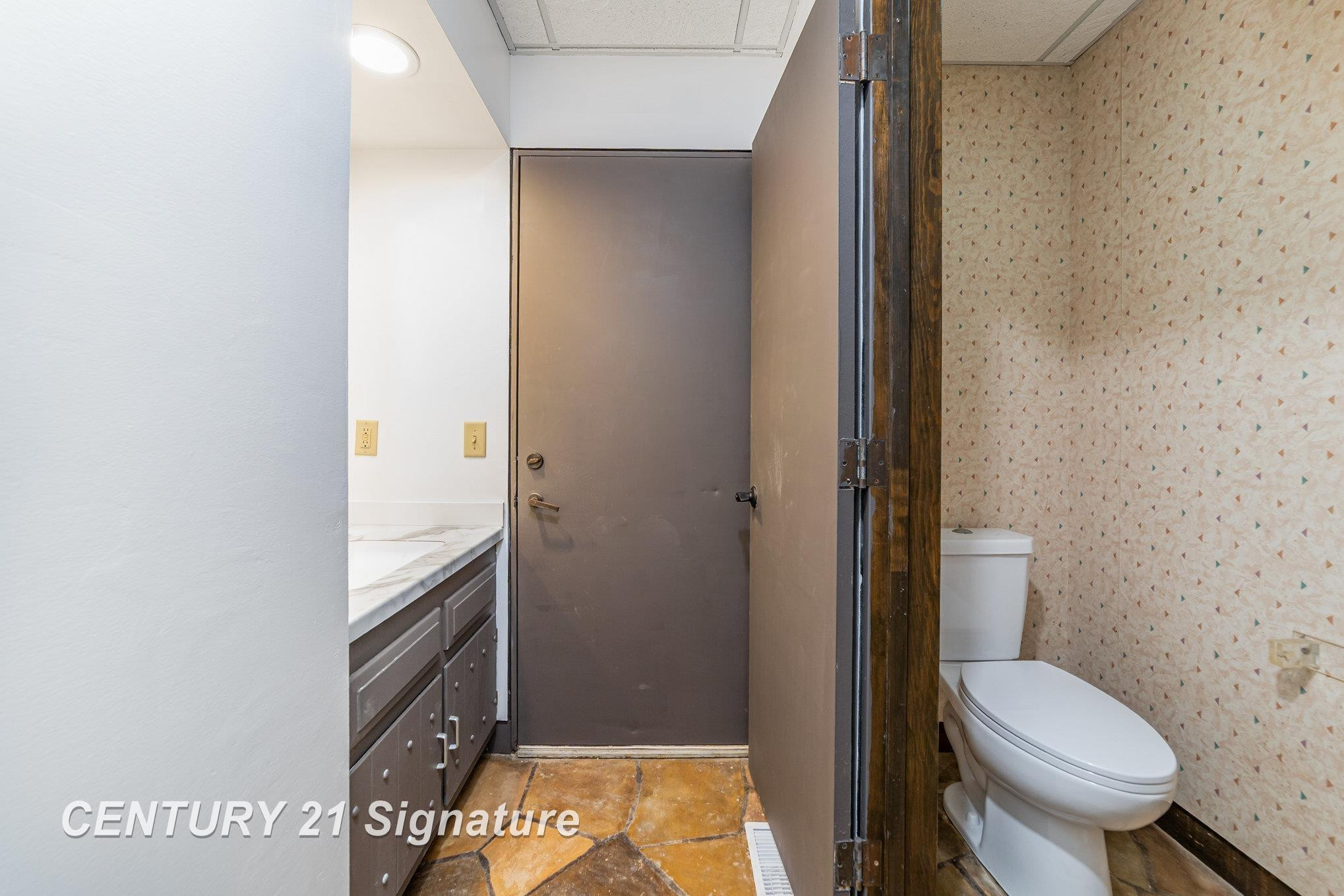 10363 Lakewood Drive, Saginaw, MI 48609 — Photo 19