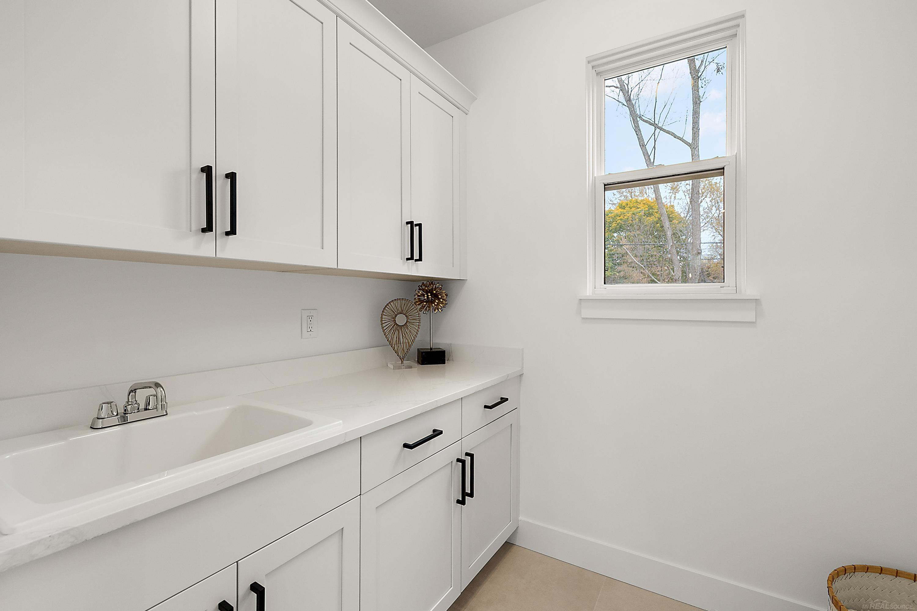 5926 Everton Avenue, Troy, MI 48085 — Photo 22