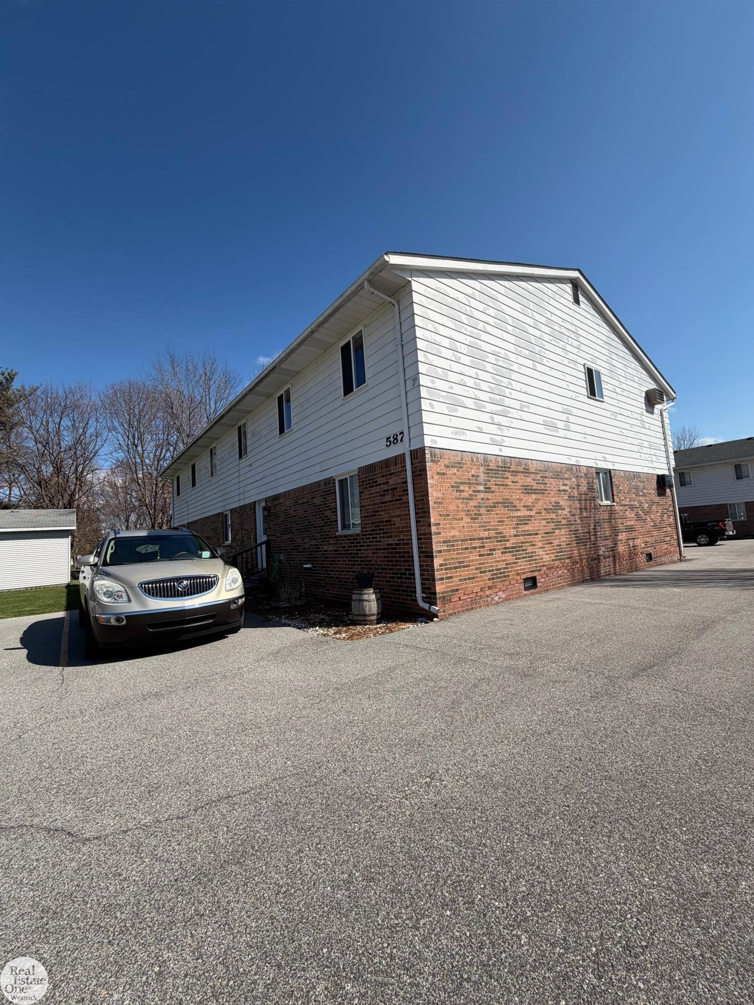 587 Pointe Tremble Road, 5, Algonac, MI 48001 — Photo 2