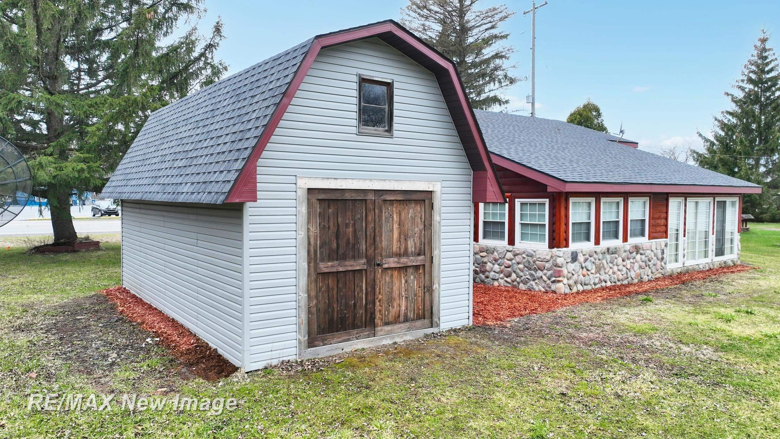13280 N Saginaw Road, Clio, MI 48420 — Photo 4