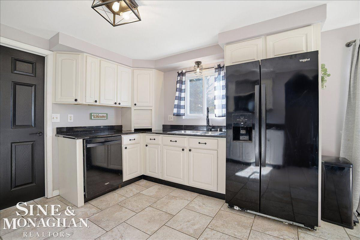 3770 Pollina Avenue, MI 48059 — Photo 19