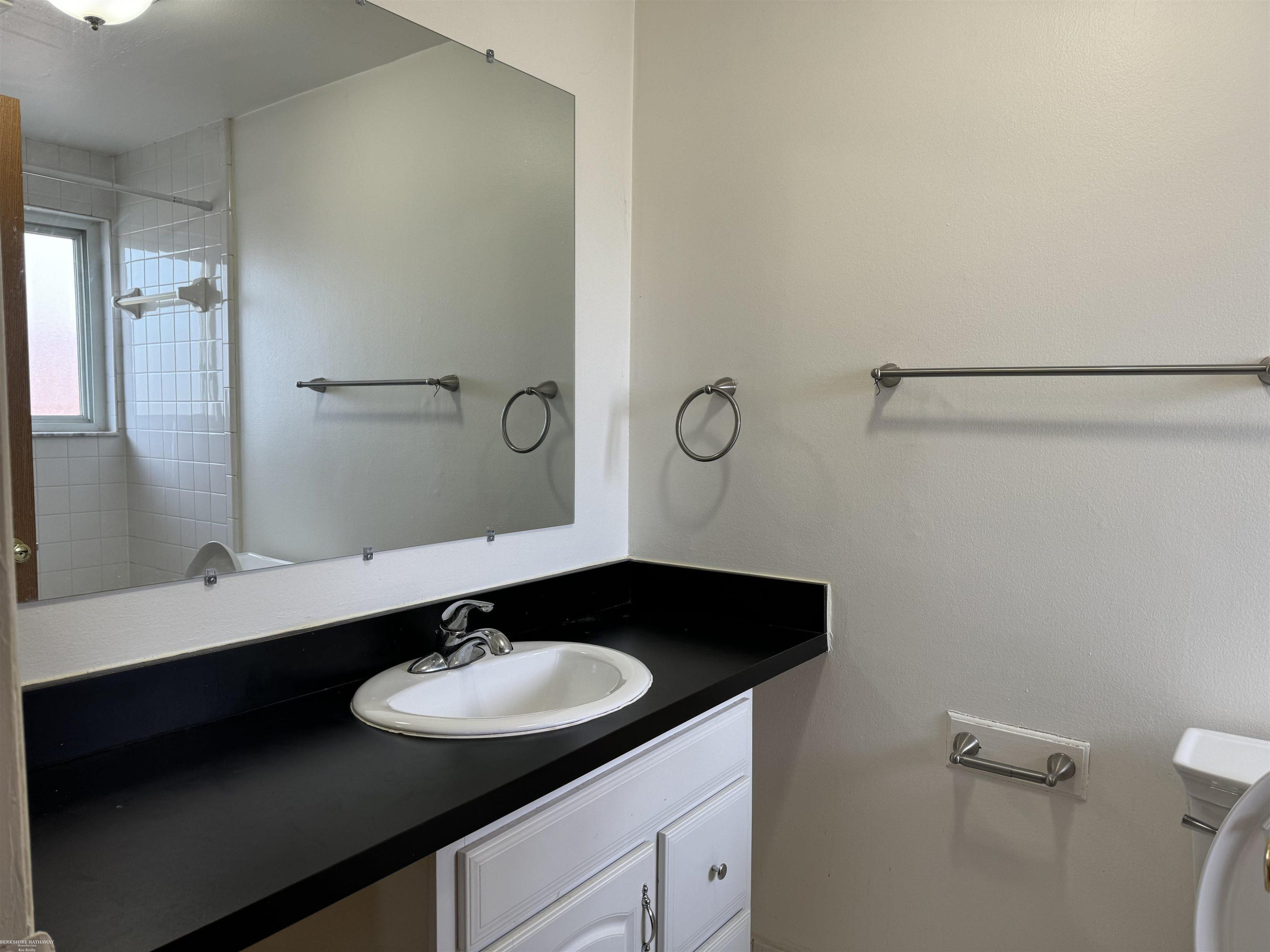 8734 Sterling Street, Center Line, MI 48015 — Photo 4