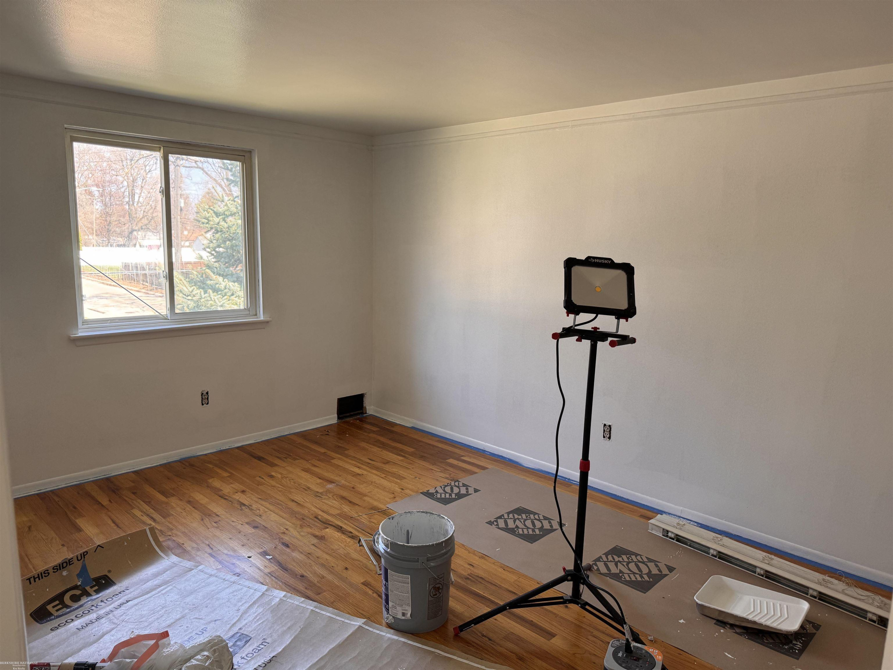 8764 Kaltz Avenue, Center Line, MI 48015 — Photo 5