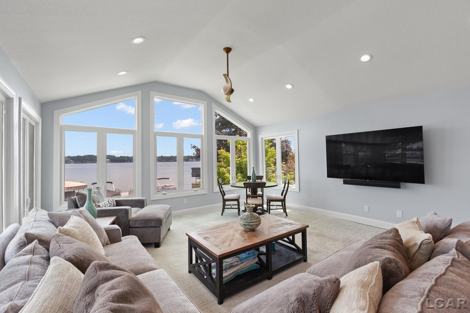 8210 Clarks Cove, Manitou Beach, MI 49253 — Photo 21
