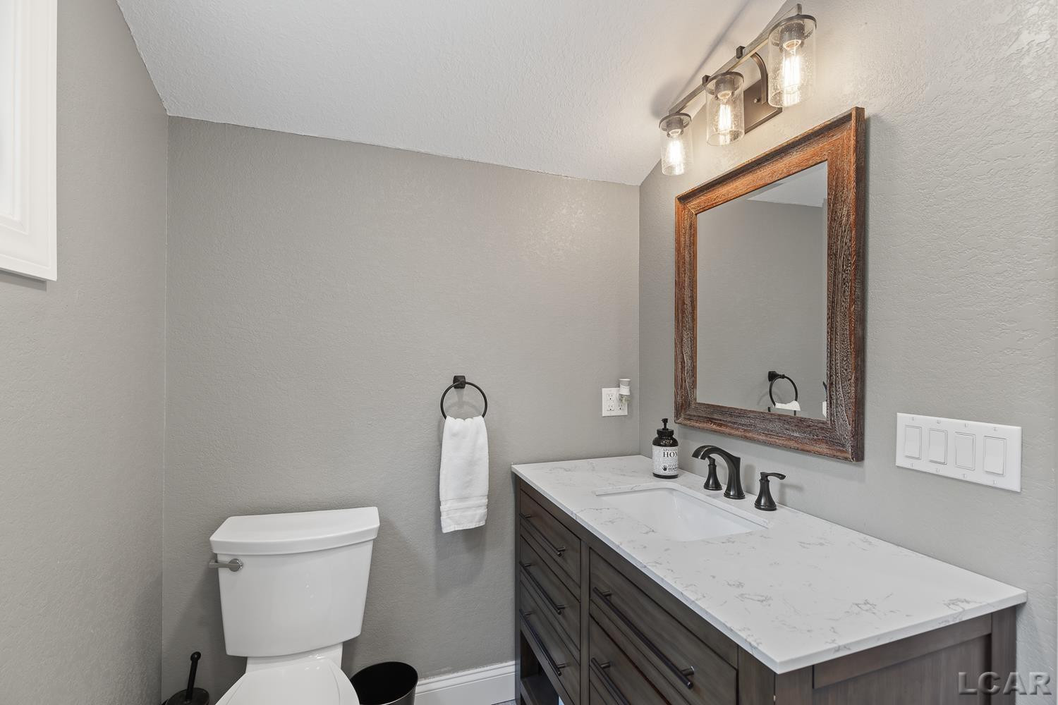 8210 Clarks Cove, Manitou Beach, MI 49253 — Photo 37