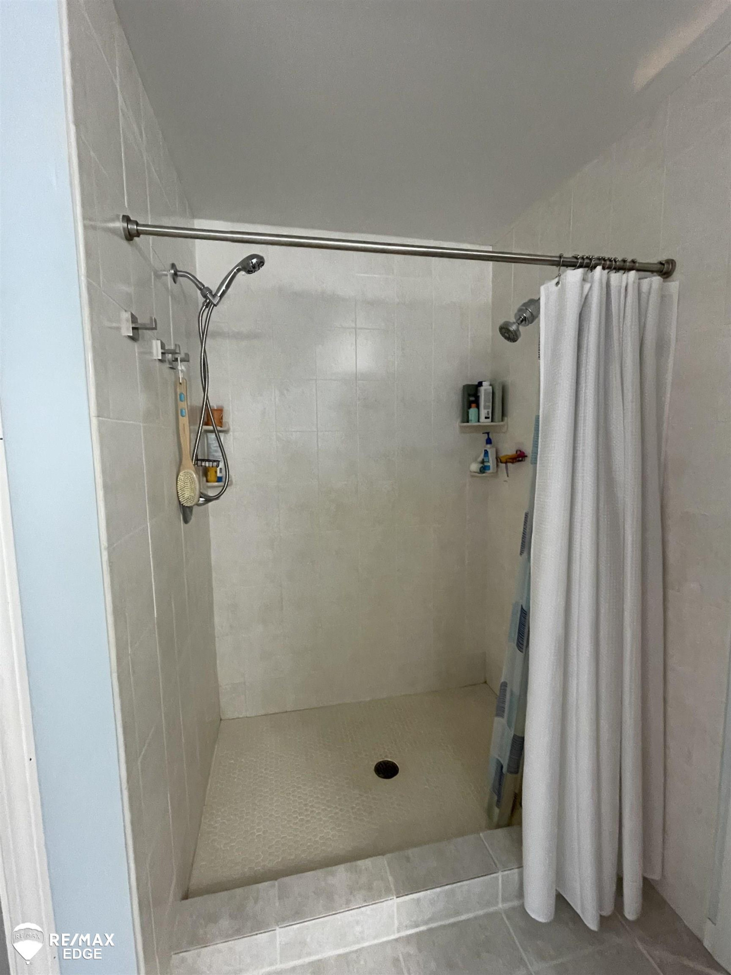 10275 Newland Drive, Otisville, MI 48463 — Photo 23