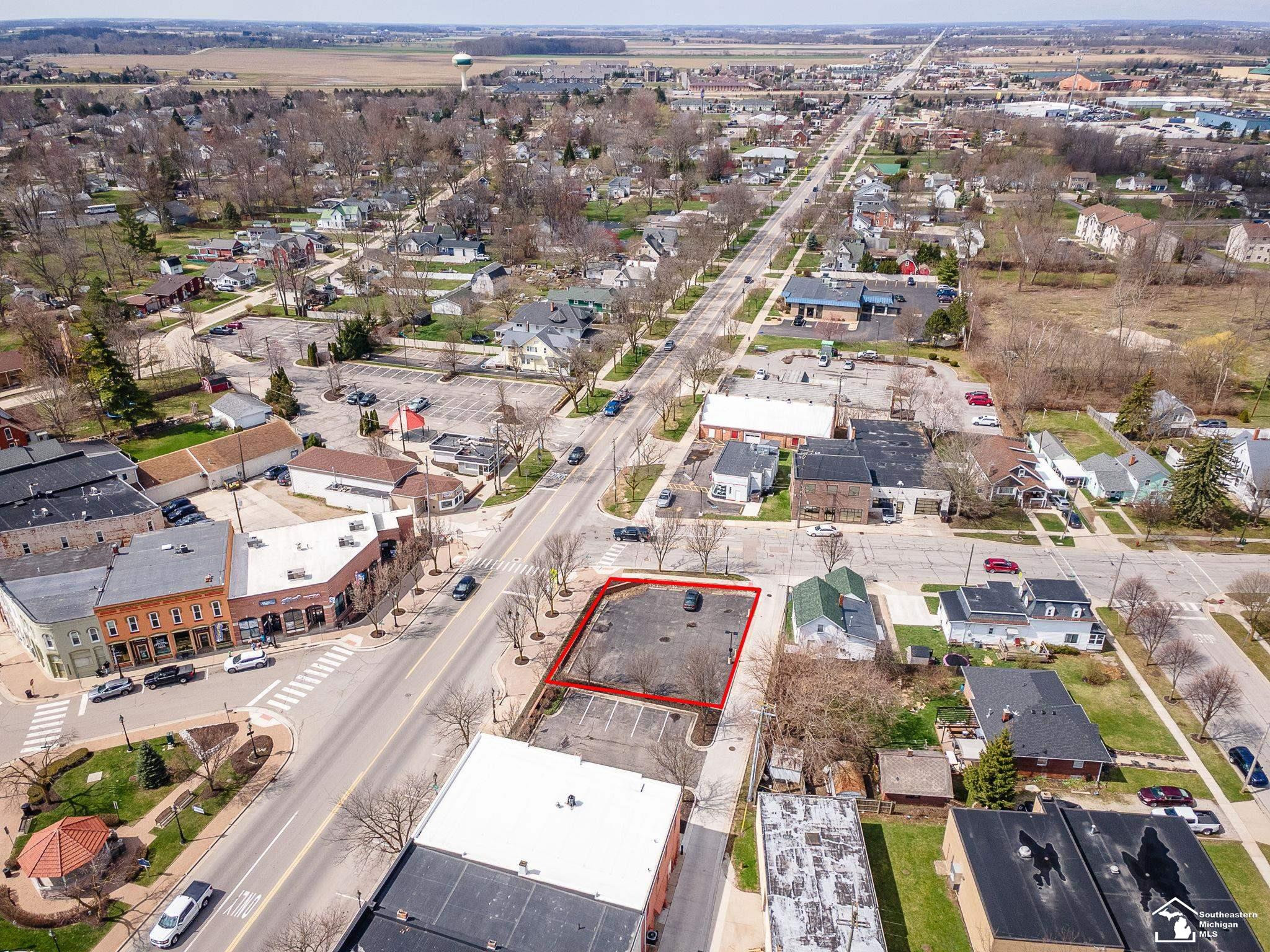 4477 NE Knapp Court, Grand Rapids, MI, 49525