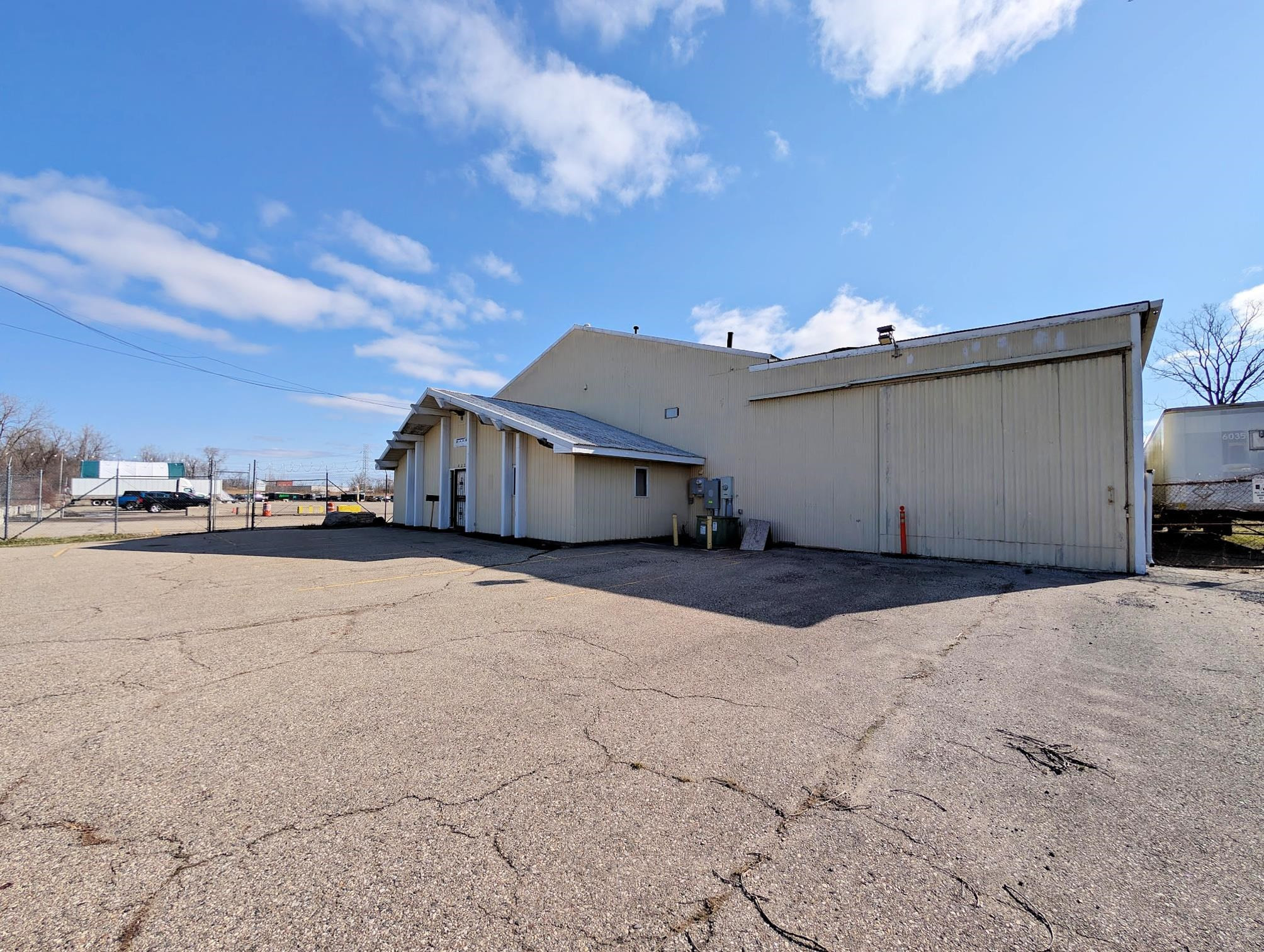 4225 Quinlan Drive, Burton, MI 48529 — Photo 13