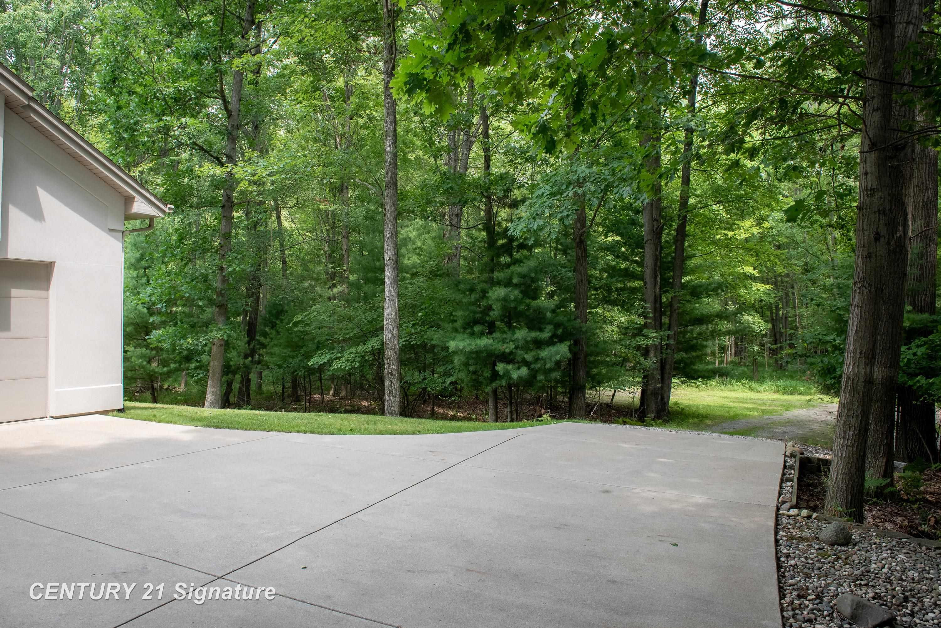 2627 N Odyssey Lane, Midland, MI 48642 — Photo 91
