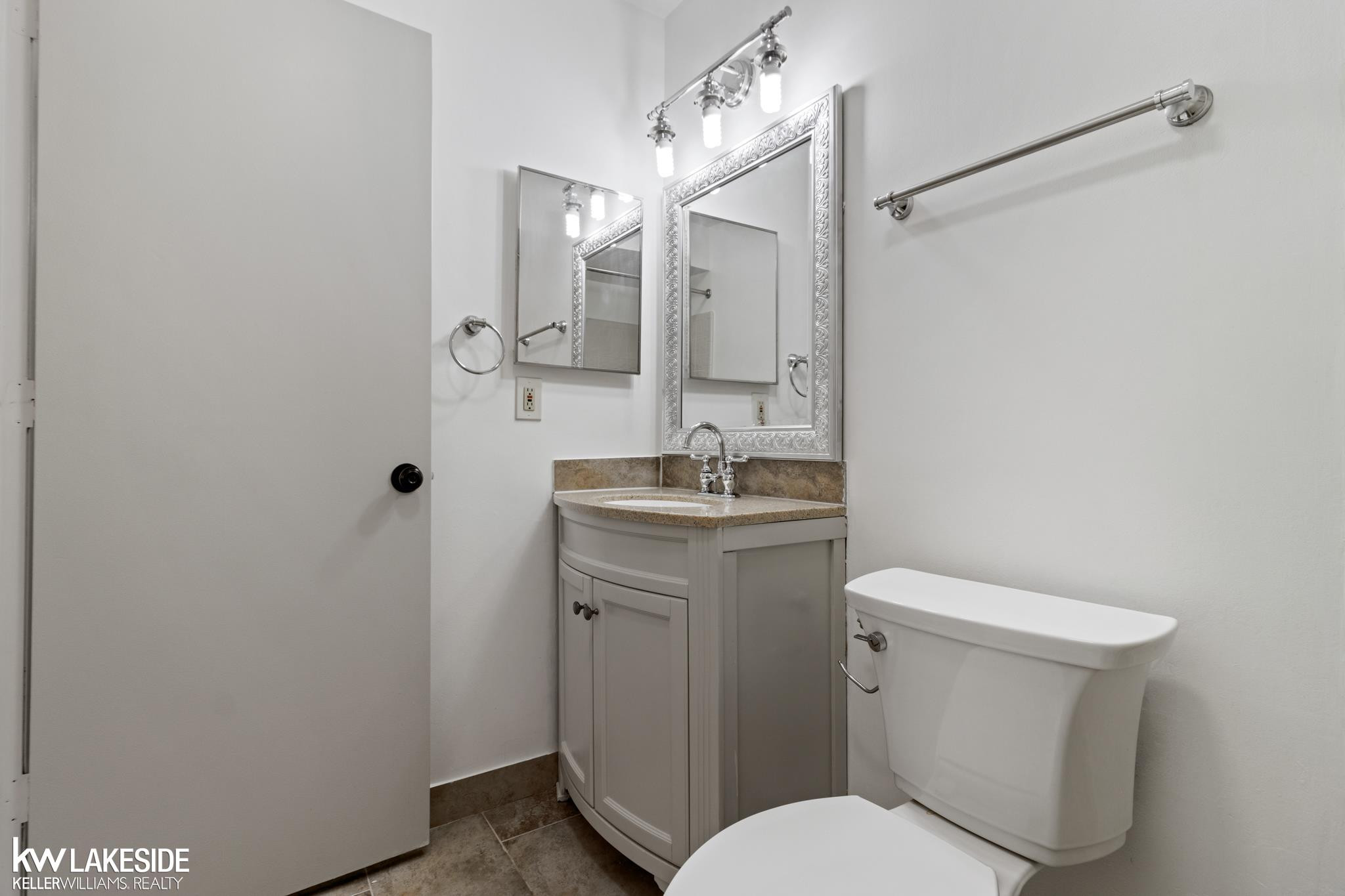 43244 Mound Road, 108, Sterling Heights, MI 48314 — Photo 16