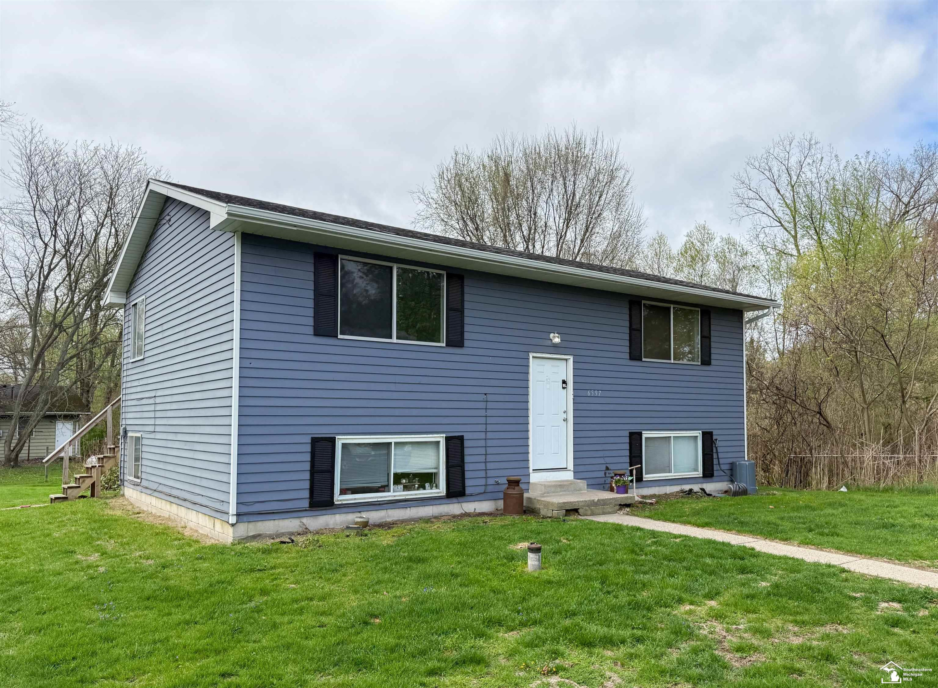 6597 Whiteford Center Road, Lambertville, MI 48144 — front exterior