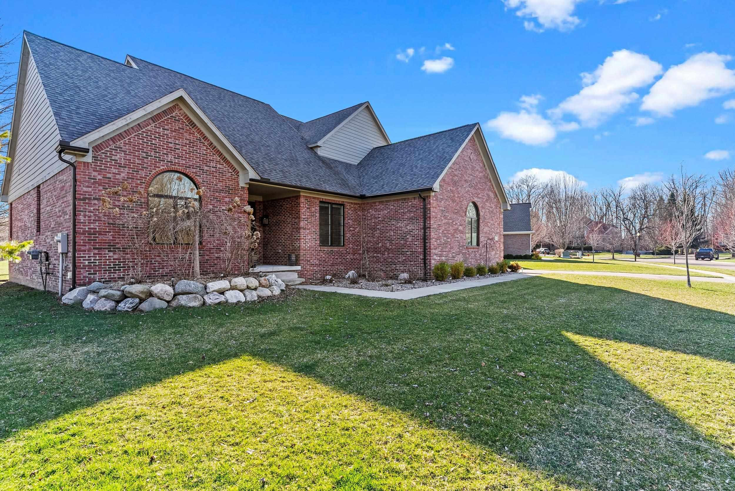 5833 Westwood Drive, Grand Blanc, MI 48439 — Photo 3