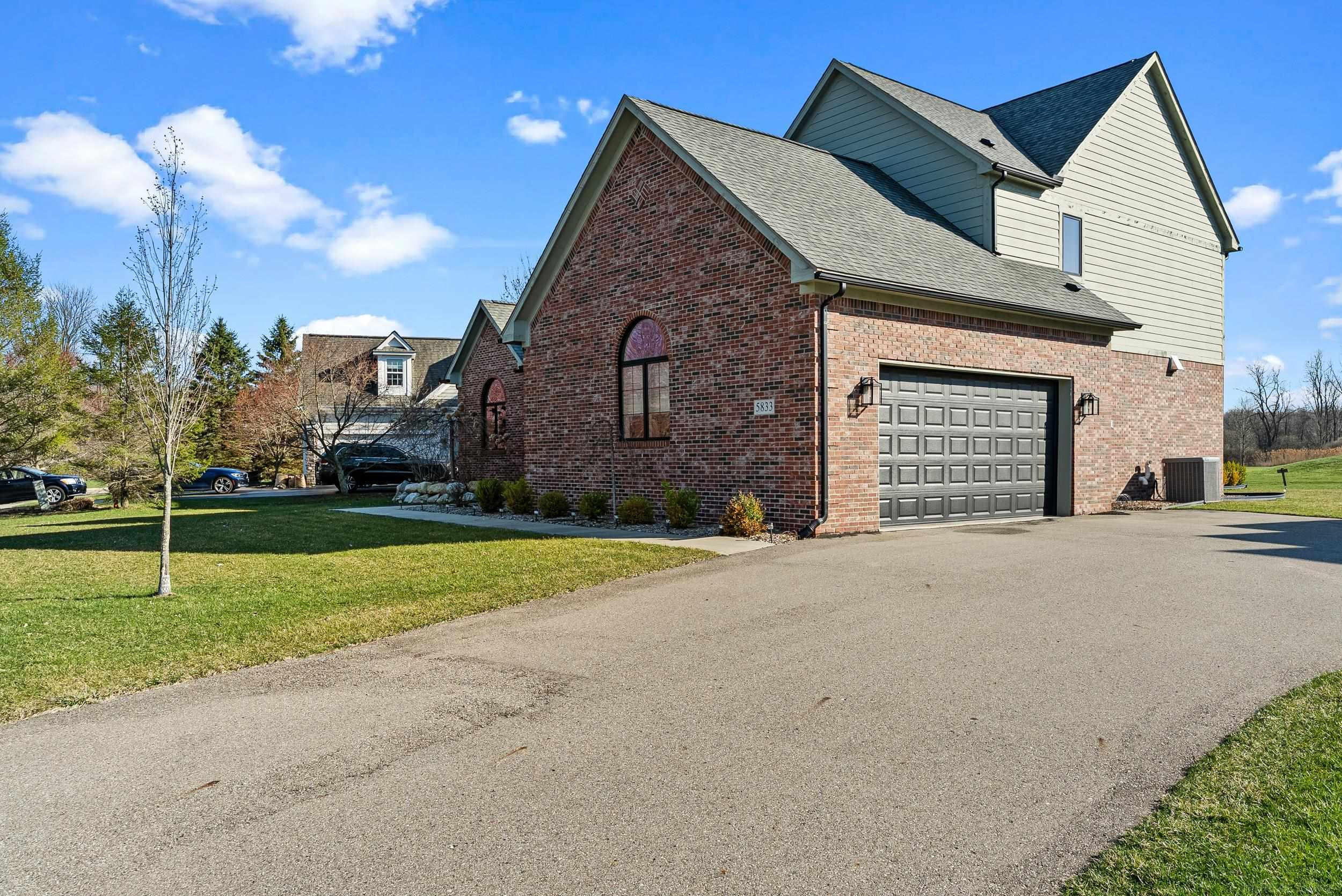 5833 Westwood Drive, Grand Blanc, MI 48439 — Photo 5
