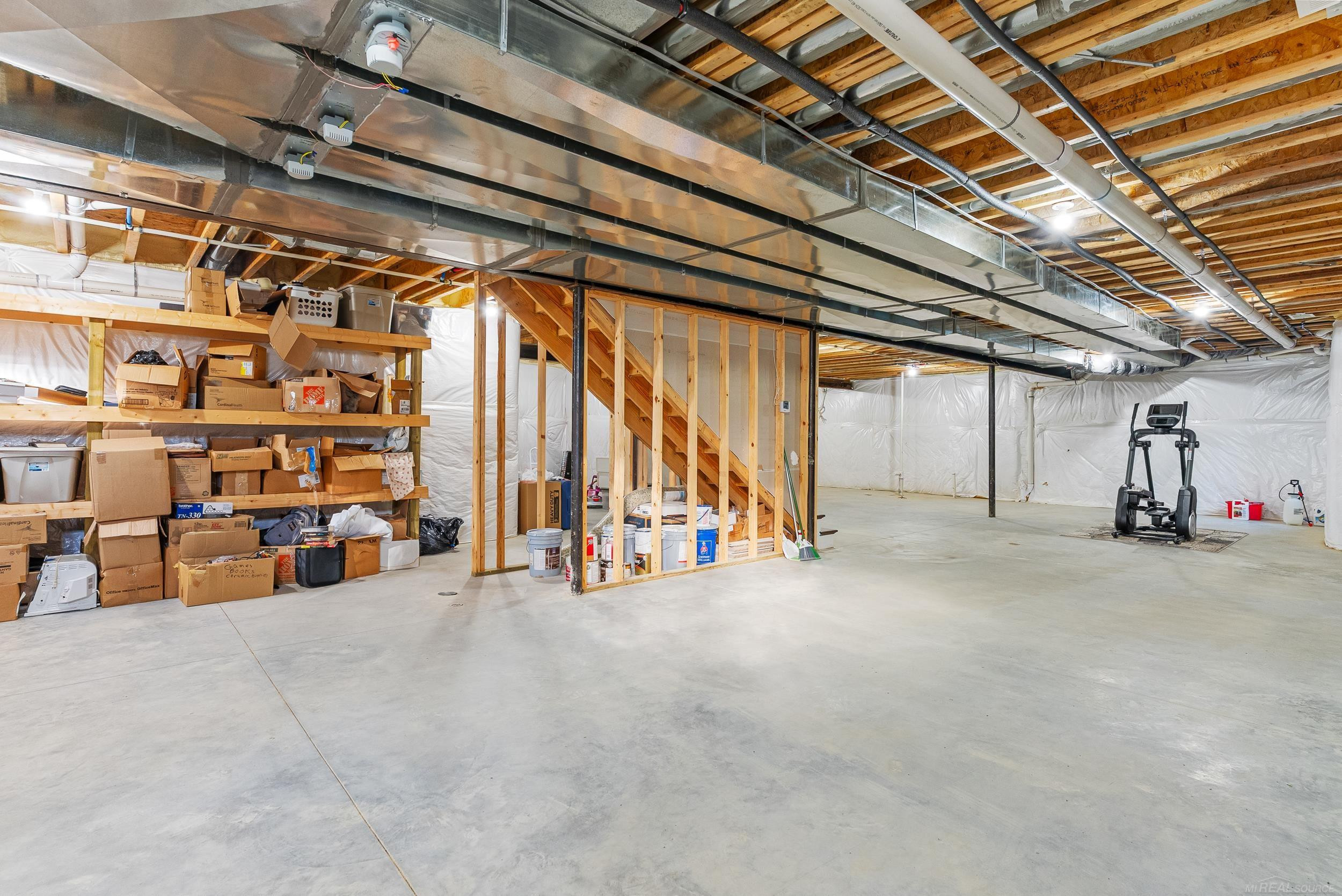 5833 Westwood Drive, Grand Blanc, MI 48439 — Photo 50