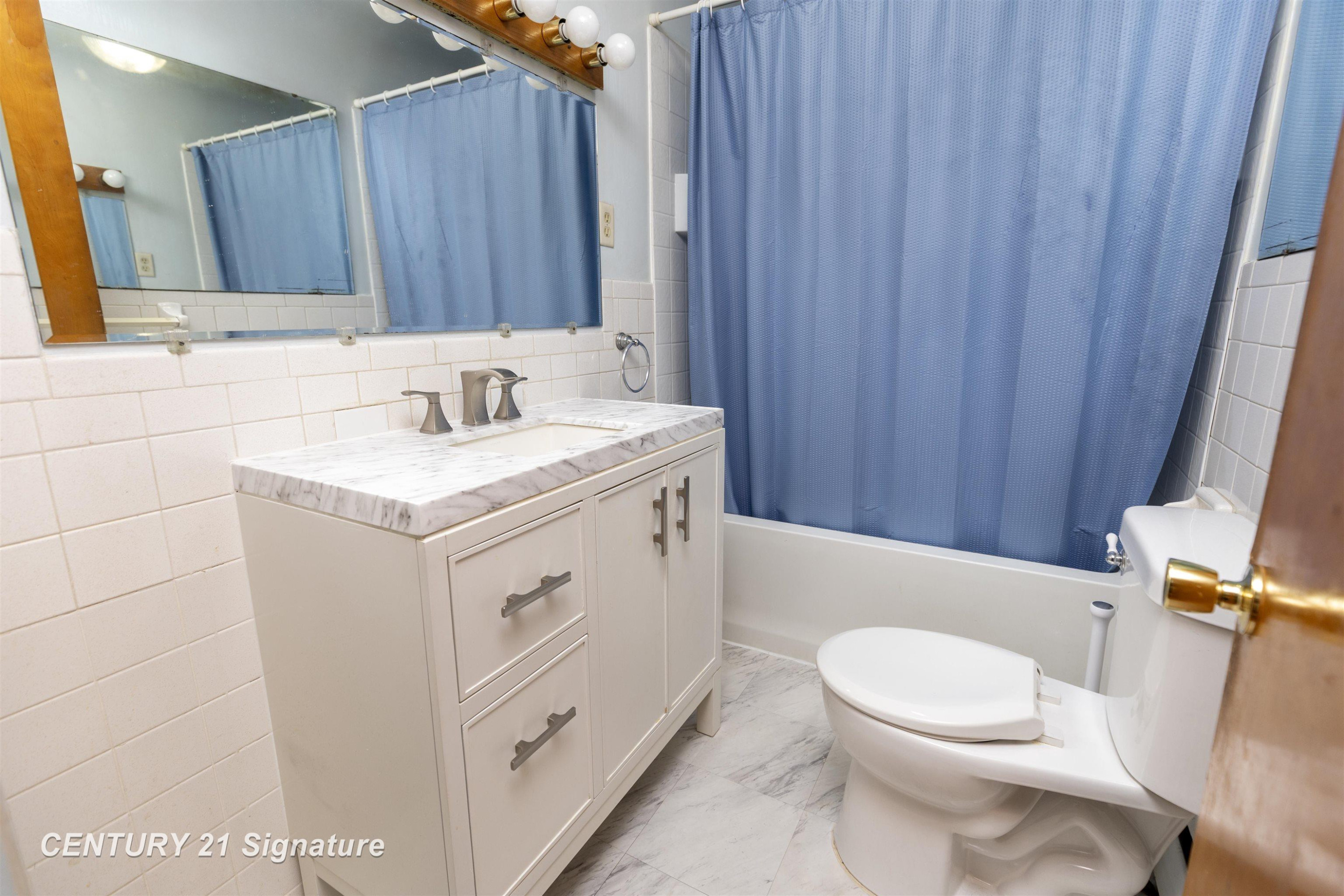 103 Lincoln Drive, Bay City, MI 48706 — Photo 9