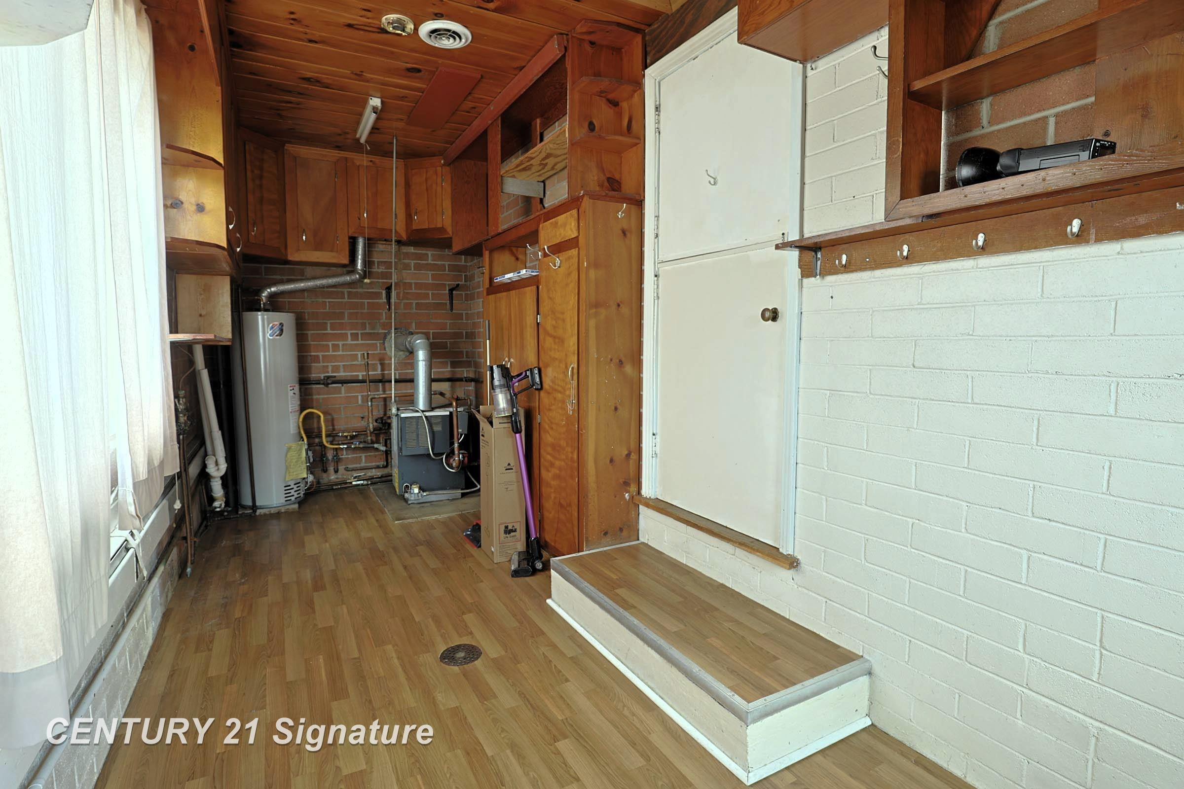 103 Lincoln Drive, Bay City, MI 48706 — Photo 11