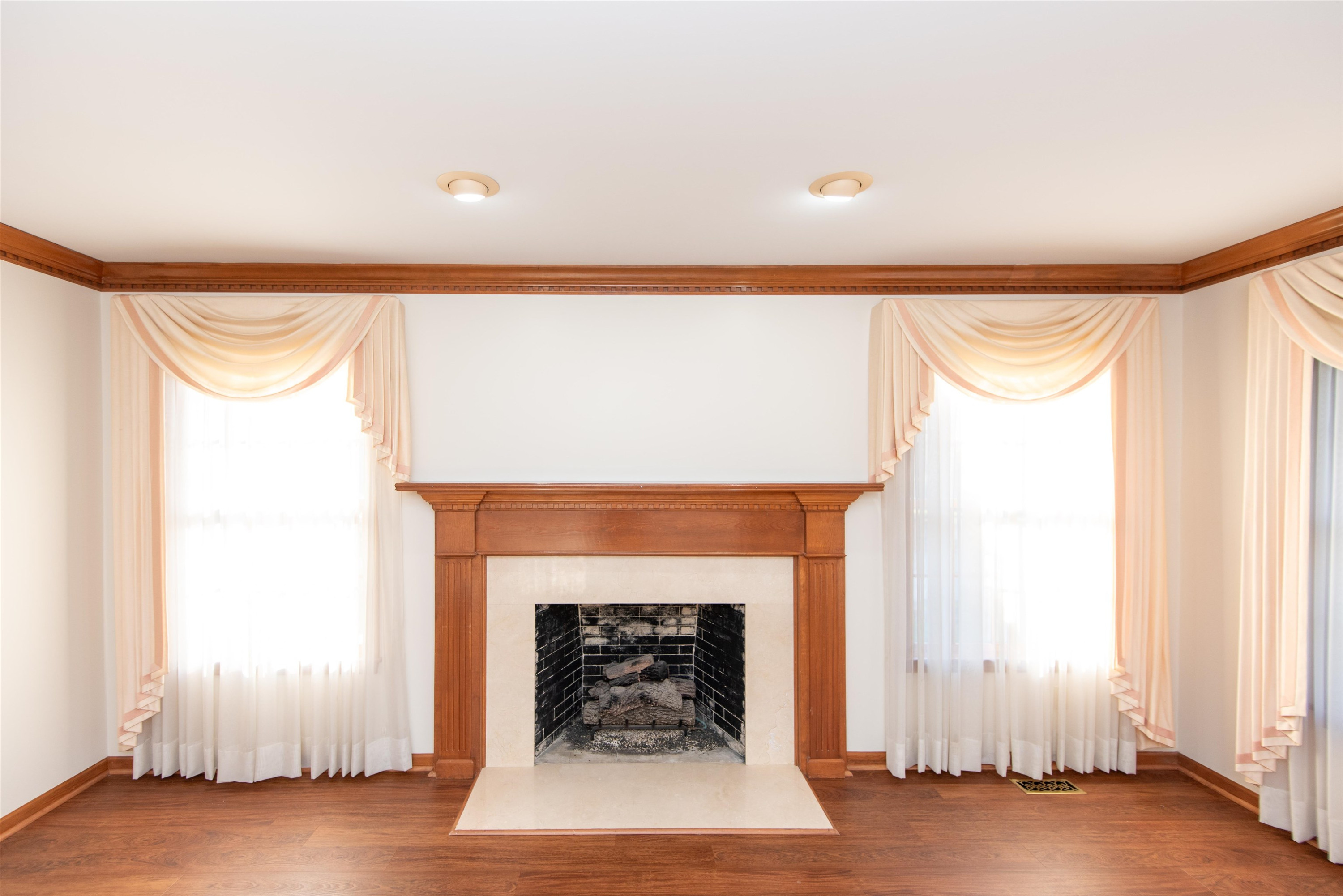 3281 Fieldstone Drive, Flushing, MI 48433 — Photo 3
