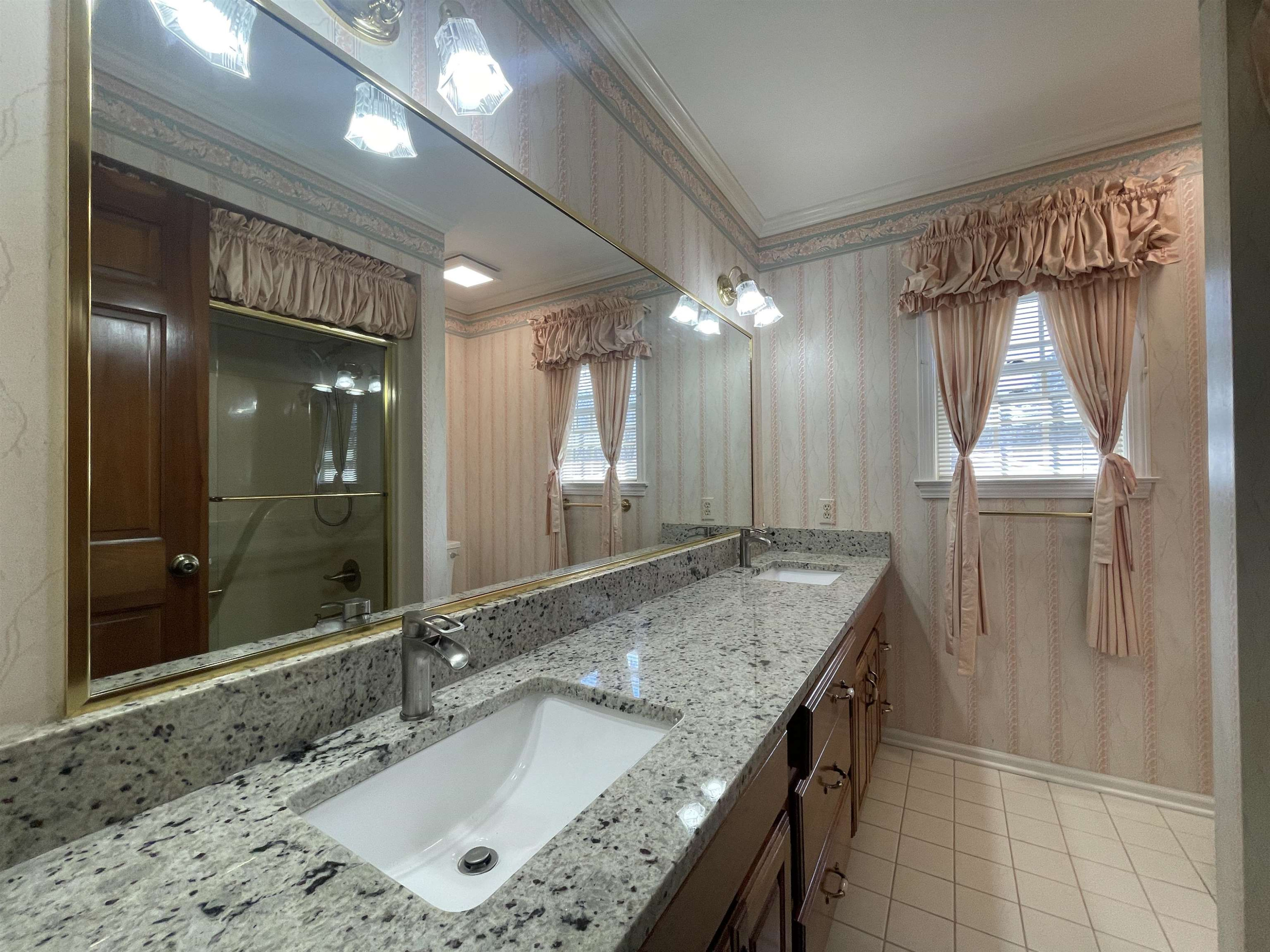3281 Fieldstone Drive, Flushing, MI 48433 — Photo 33