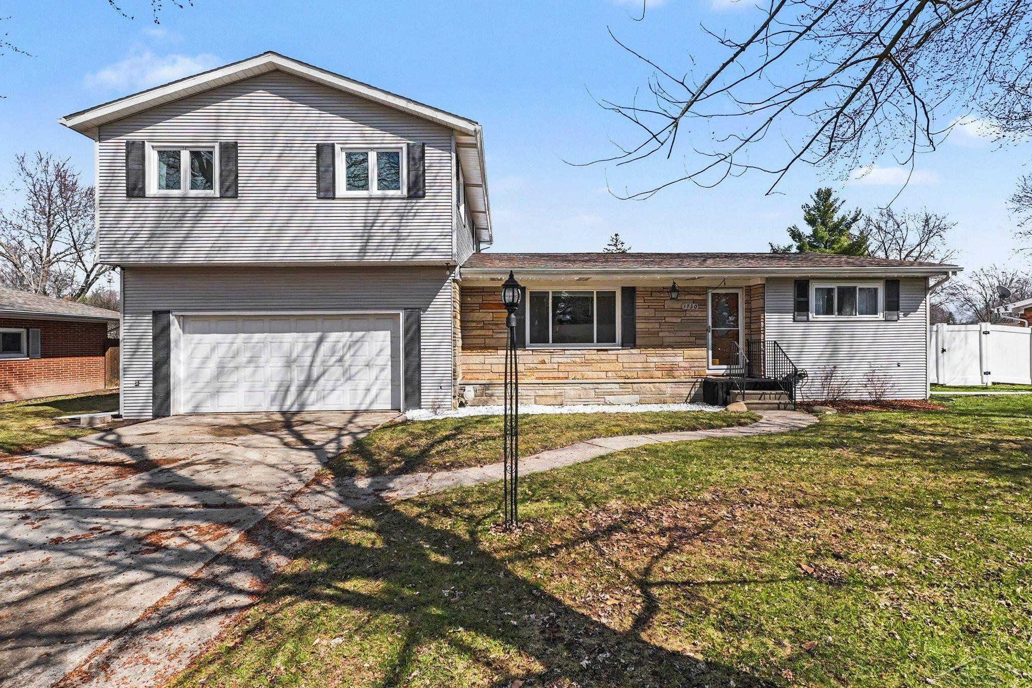 1730 Seminole Lane, Saginaw, MI 48638 — Photo 2