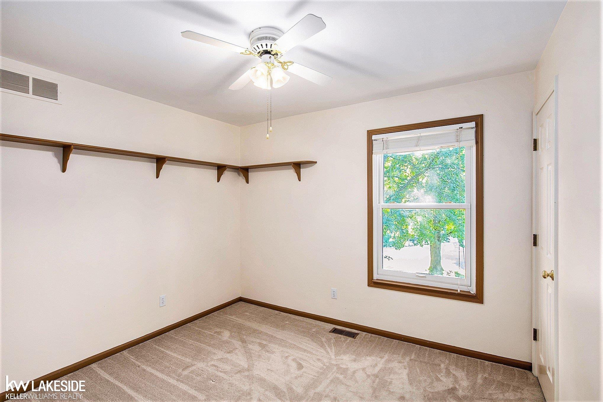 2646 Correll Drive, Lake Orion, MI — Photo 10