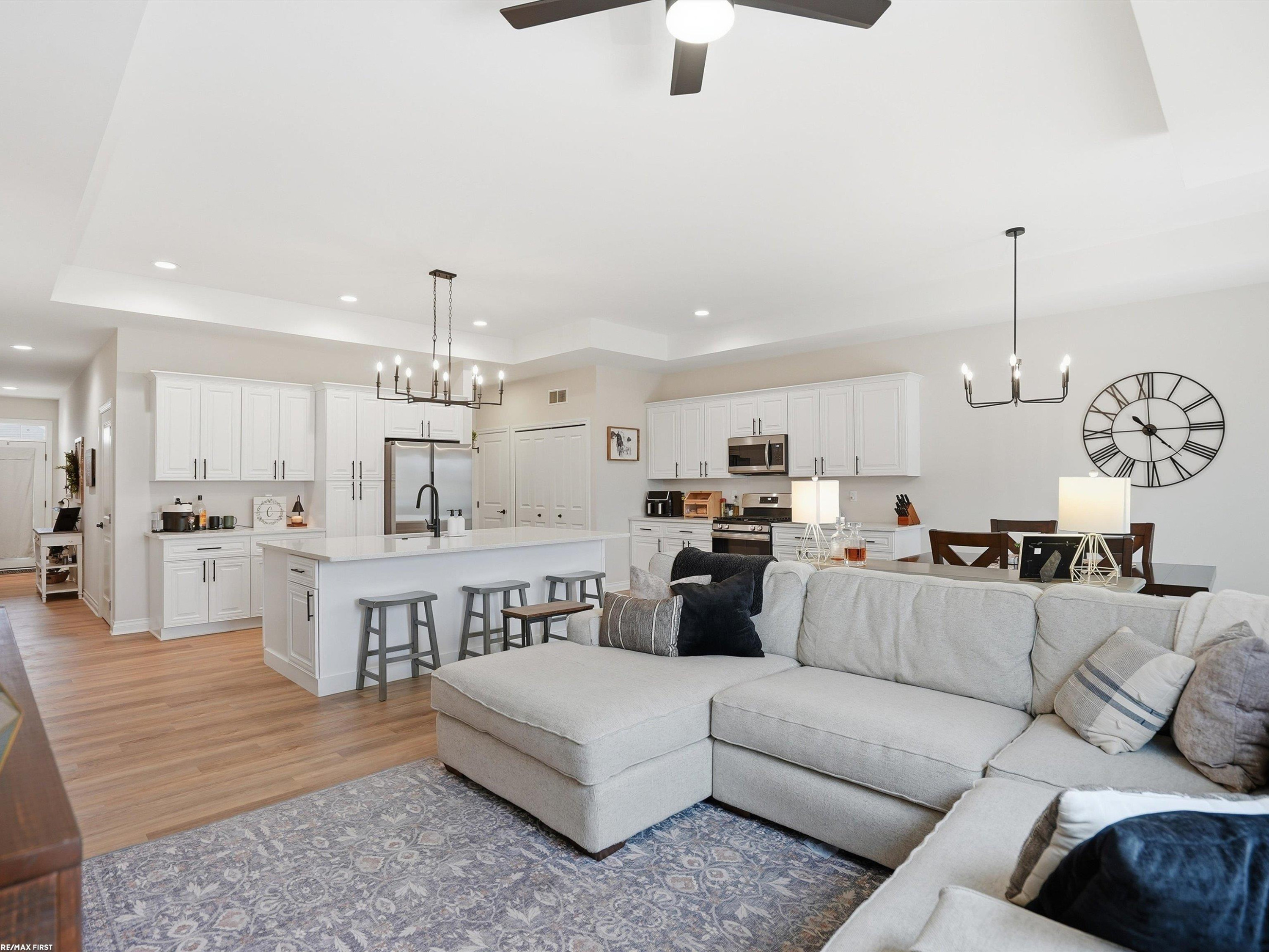 47121 Rosa Court, New Baltimore, MI 48047 — Photo 8