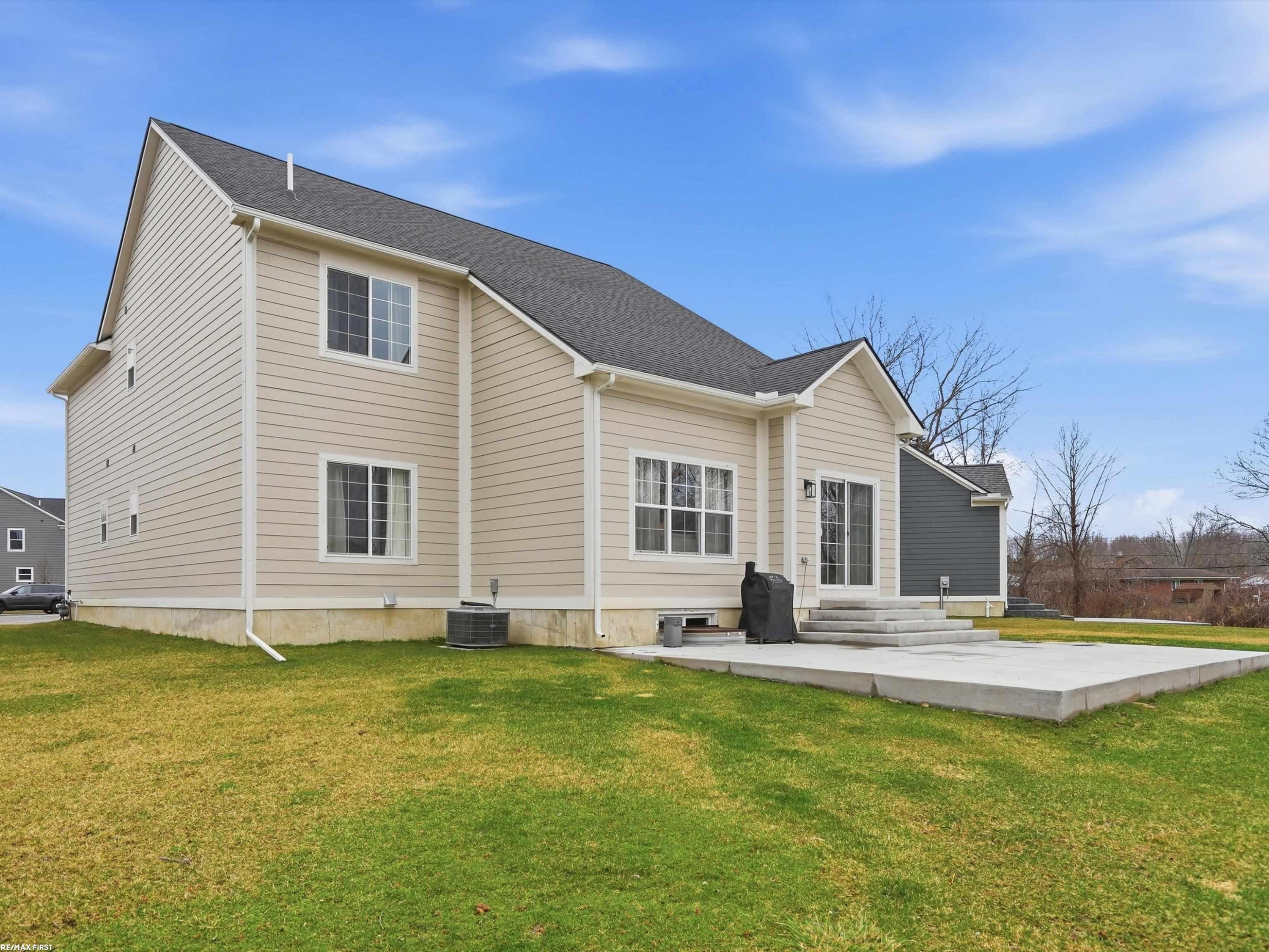 47121 Rosa Court, New Baltimore, MI 48047 — Photo 51