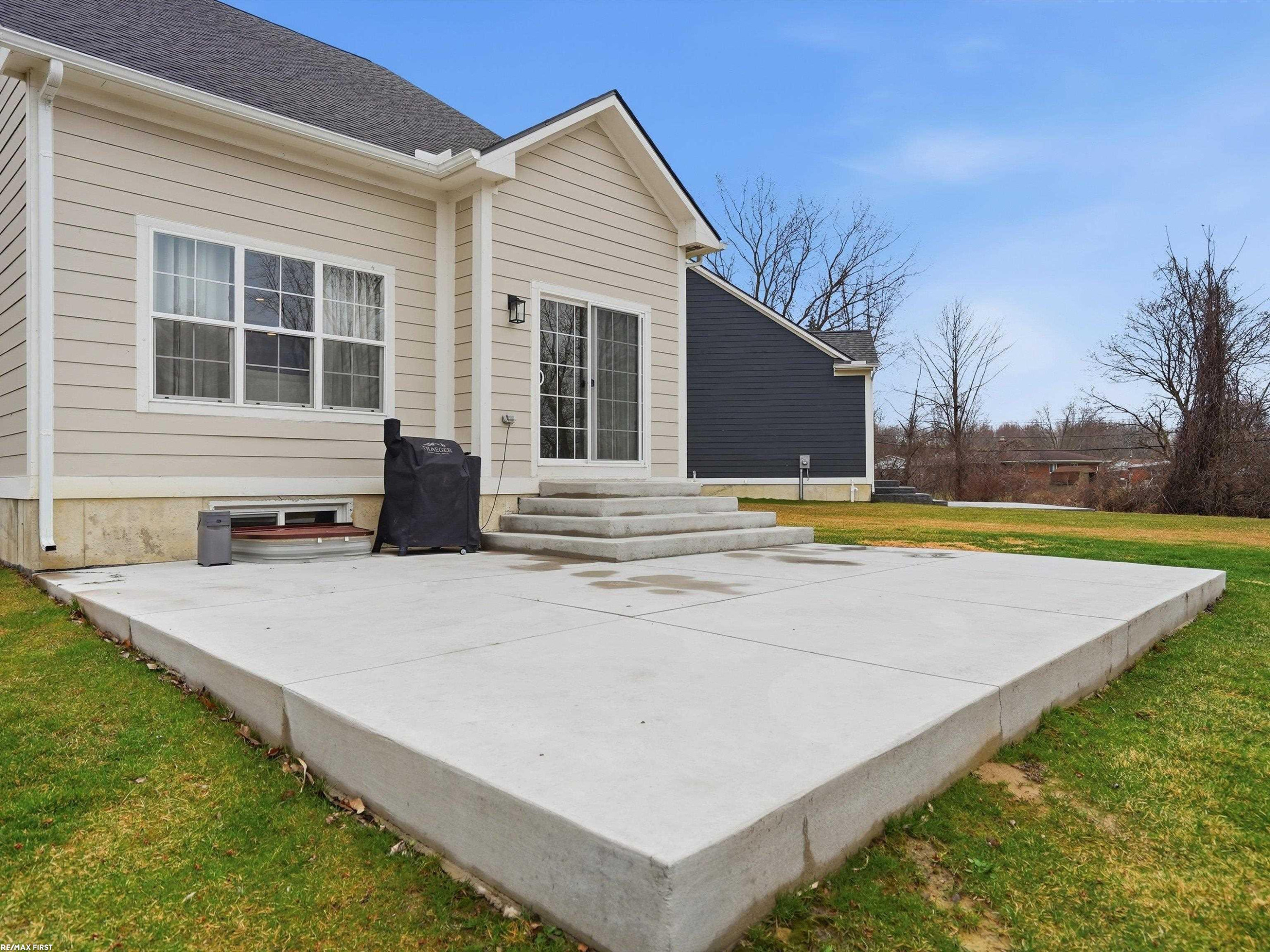 47121 Rosa Court, New Baltimore, MI 48047 — Photo 52