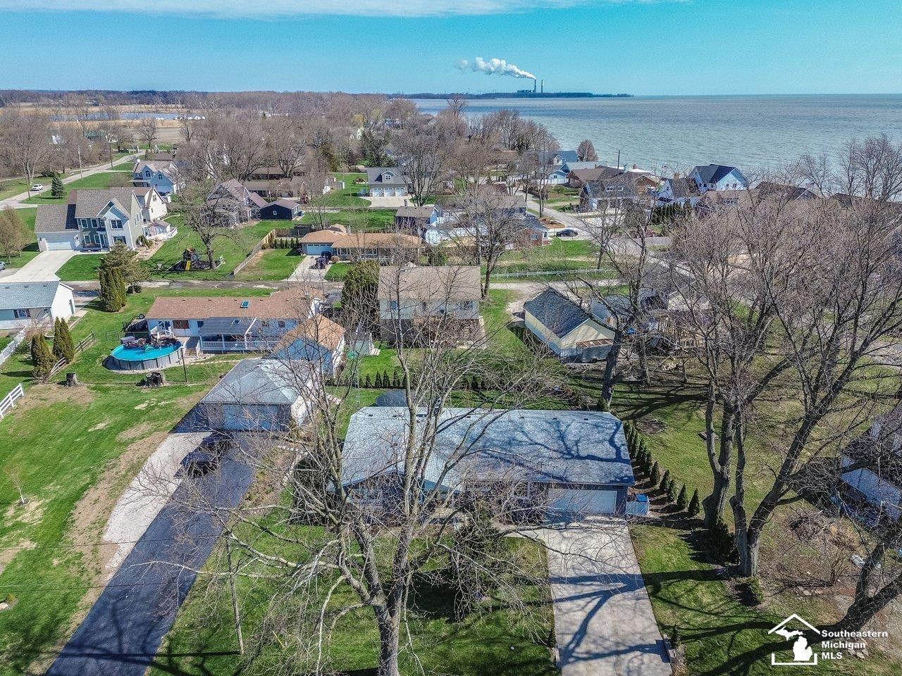 6368 Avenue D Avenue, La Salle, MI — Photo 3