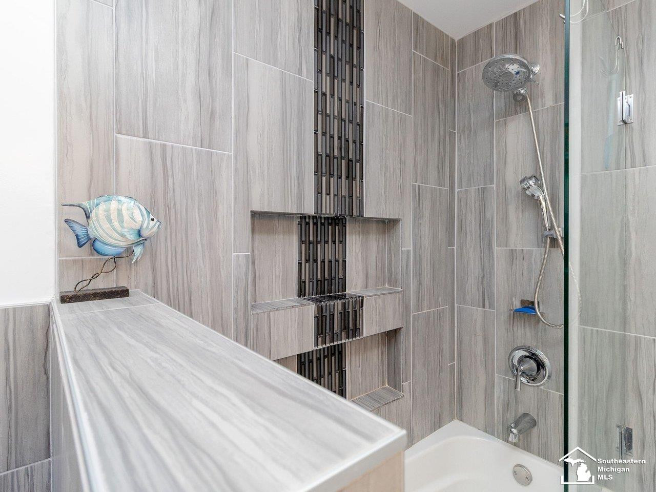 6368 Avenue D Avenue, La Salle, MI — Photo 27