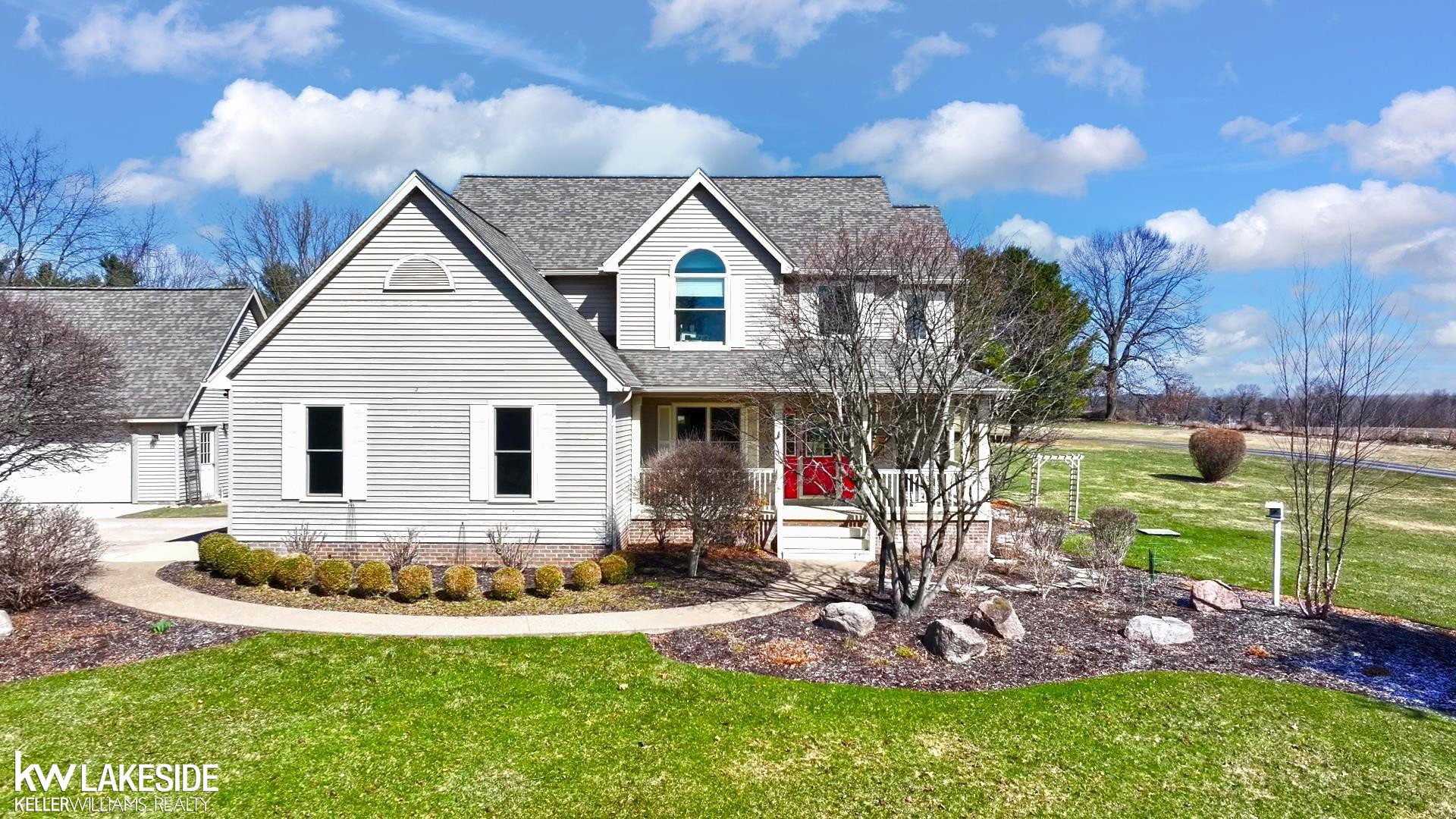 1201 Yule Drive, Leonard, MI 48367 — Photo 3