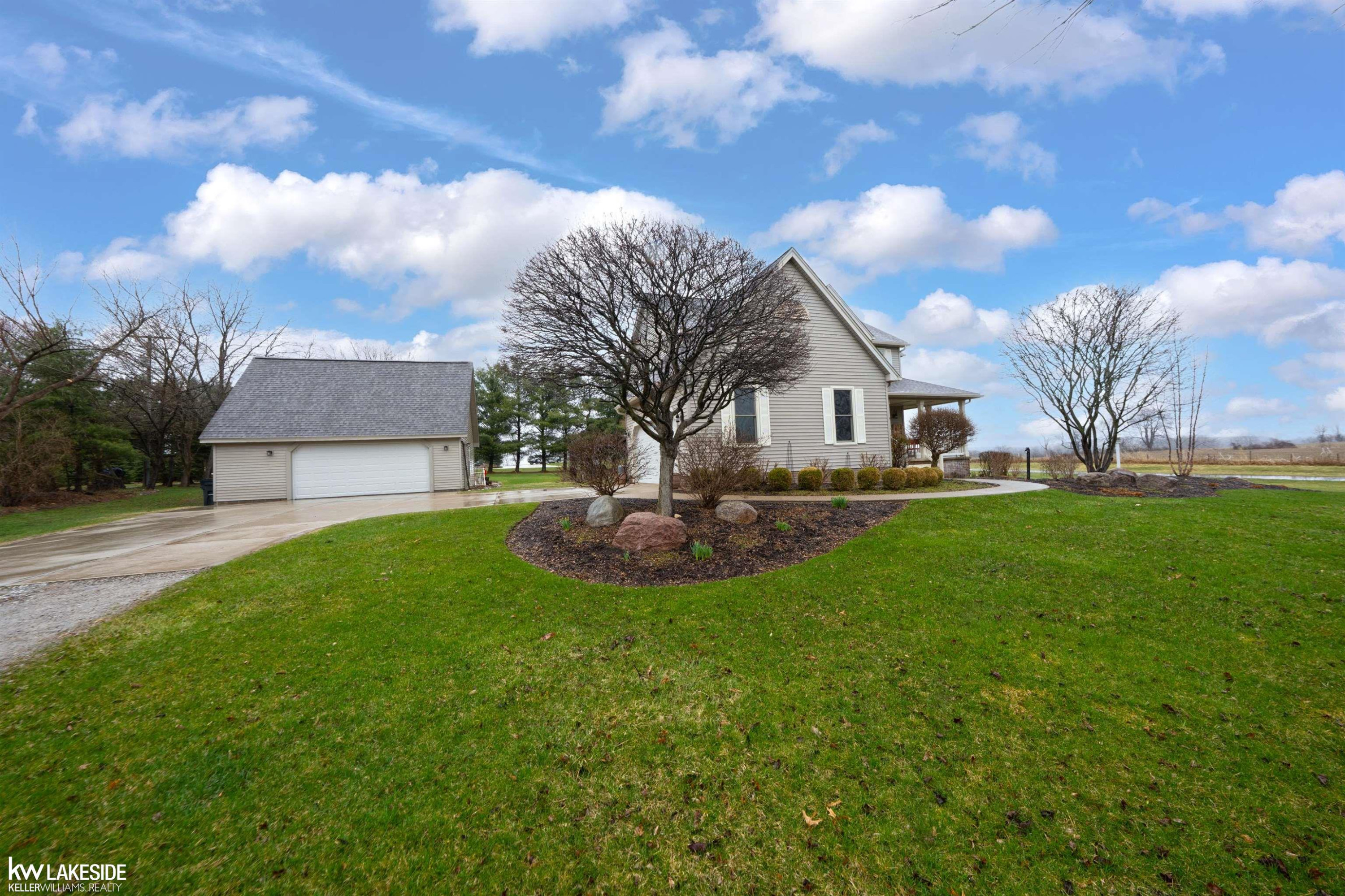 1201 Yule Drive, Leonard, MI 48367 — Photo 40