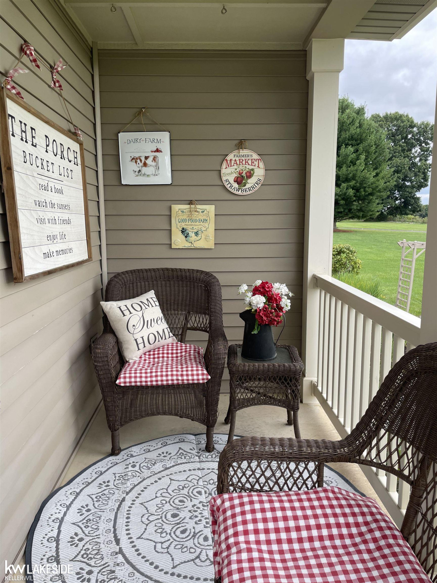 1201 Yule Drive, Leonard, MI 48367 — Photo 48