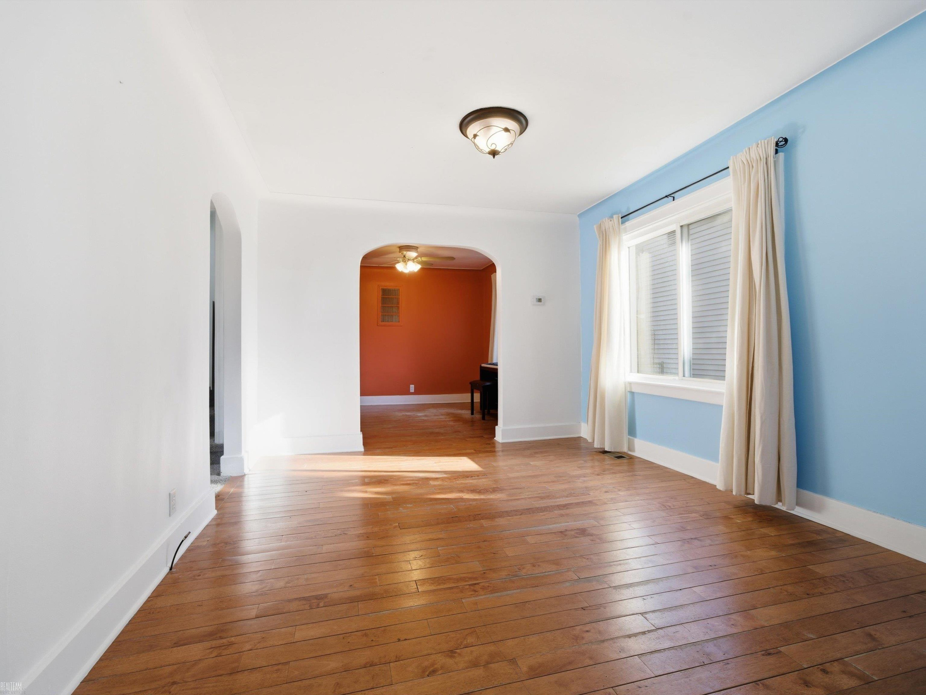 85 E Kalama Avenue, Madison Heights, MI 48071 — Photo 4