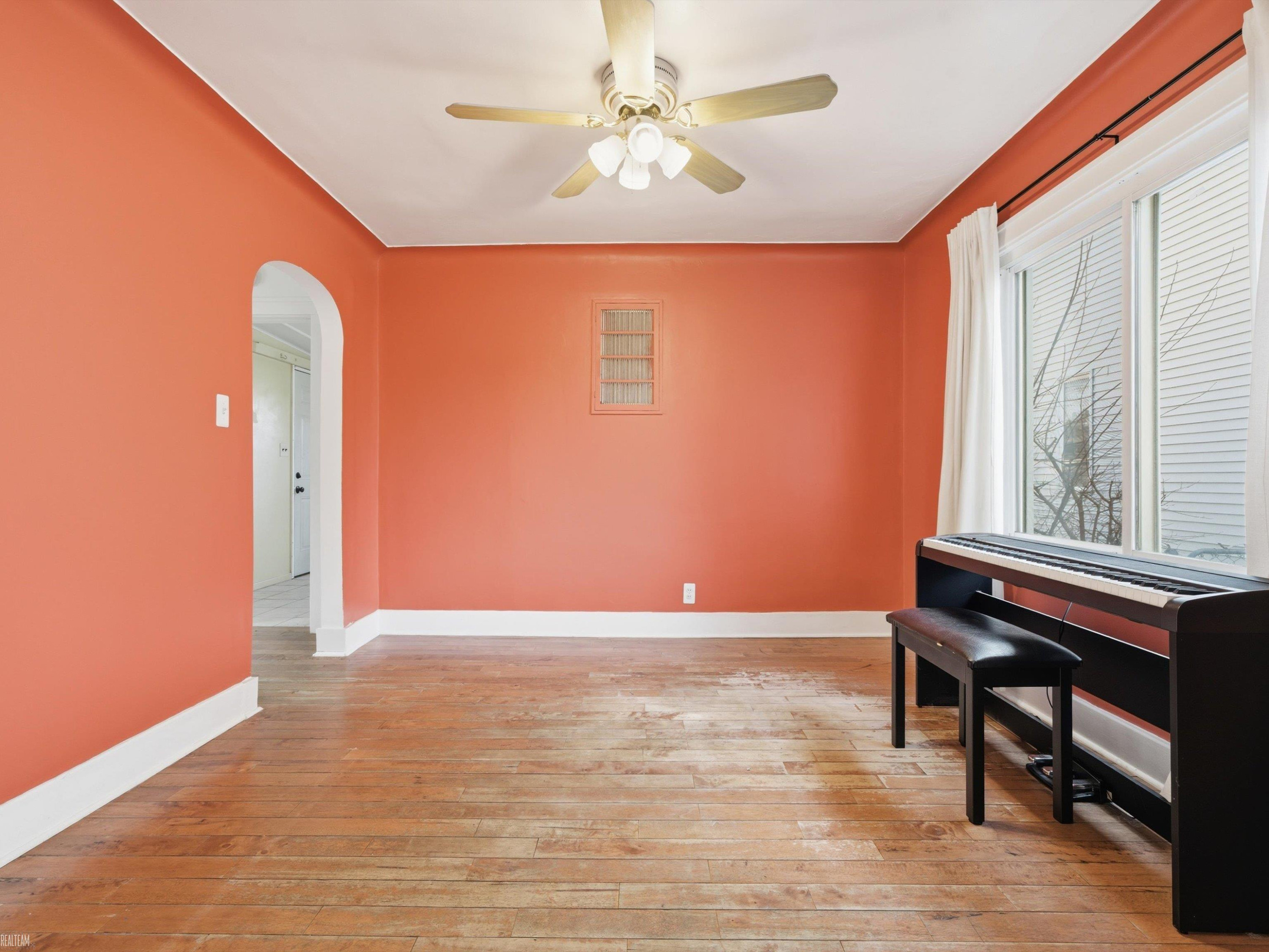 85 E Kalama Avenue, Madison Heights, MI 48071 — Photo 6