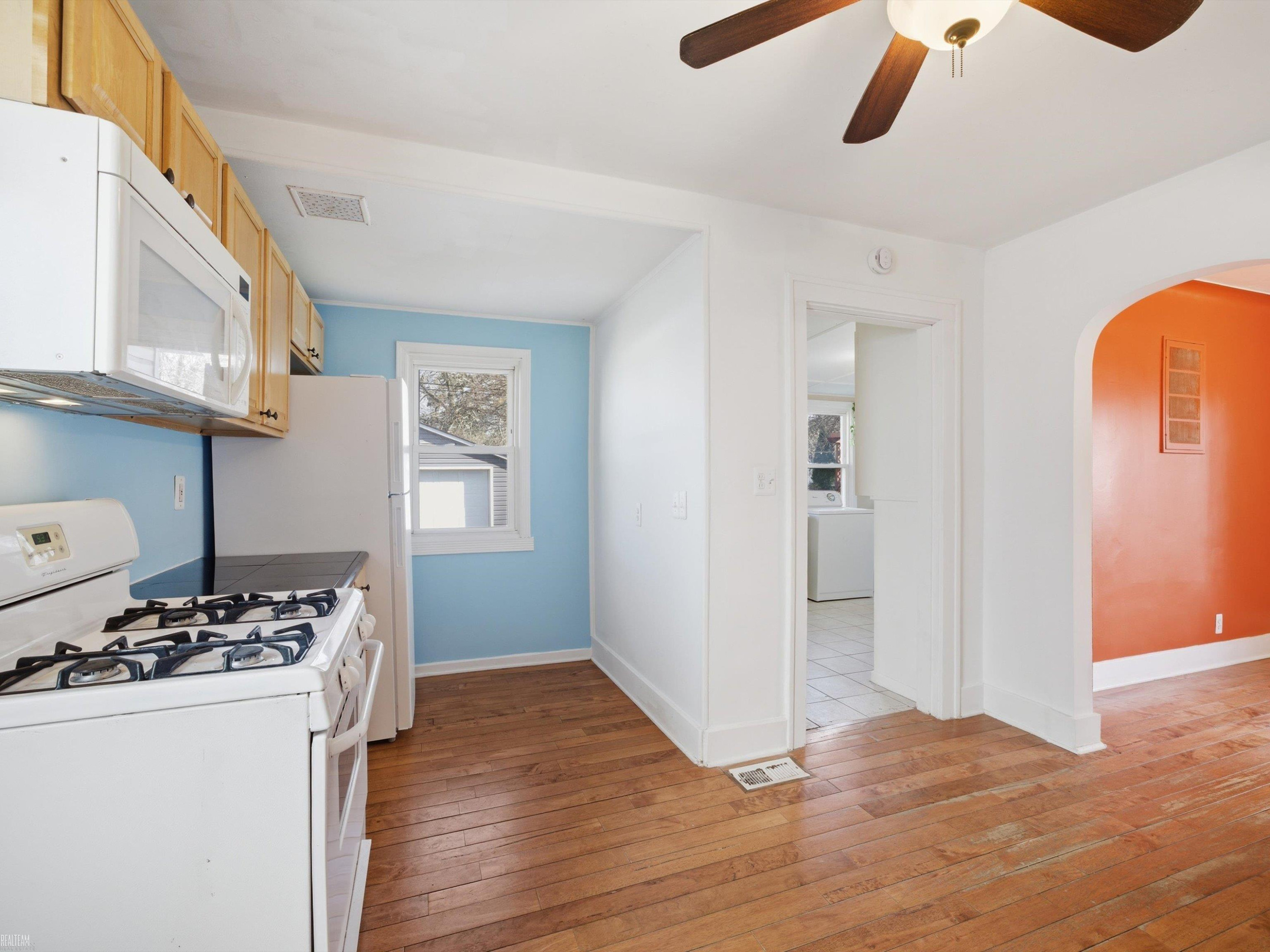 85 E Kalama Avenue, Madison Heights, MI 48071 — Photo 9