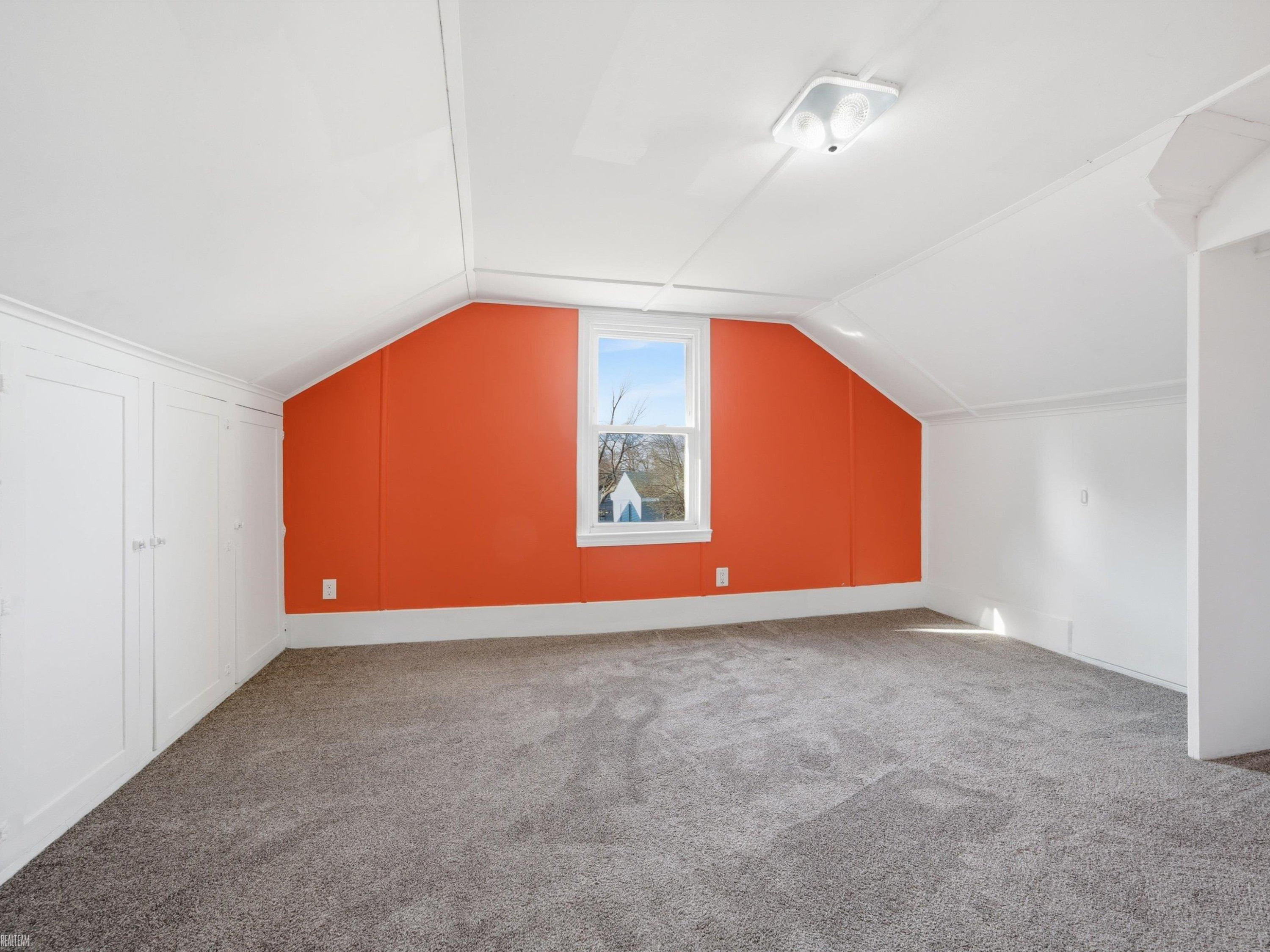 85 E Kalama Avenue, Madison Heights, MI 48071 — Photo 18