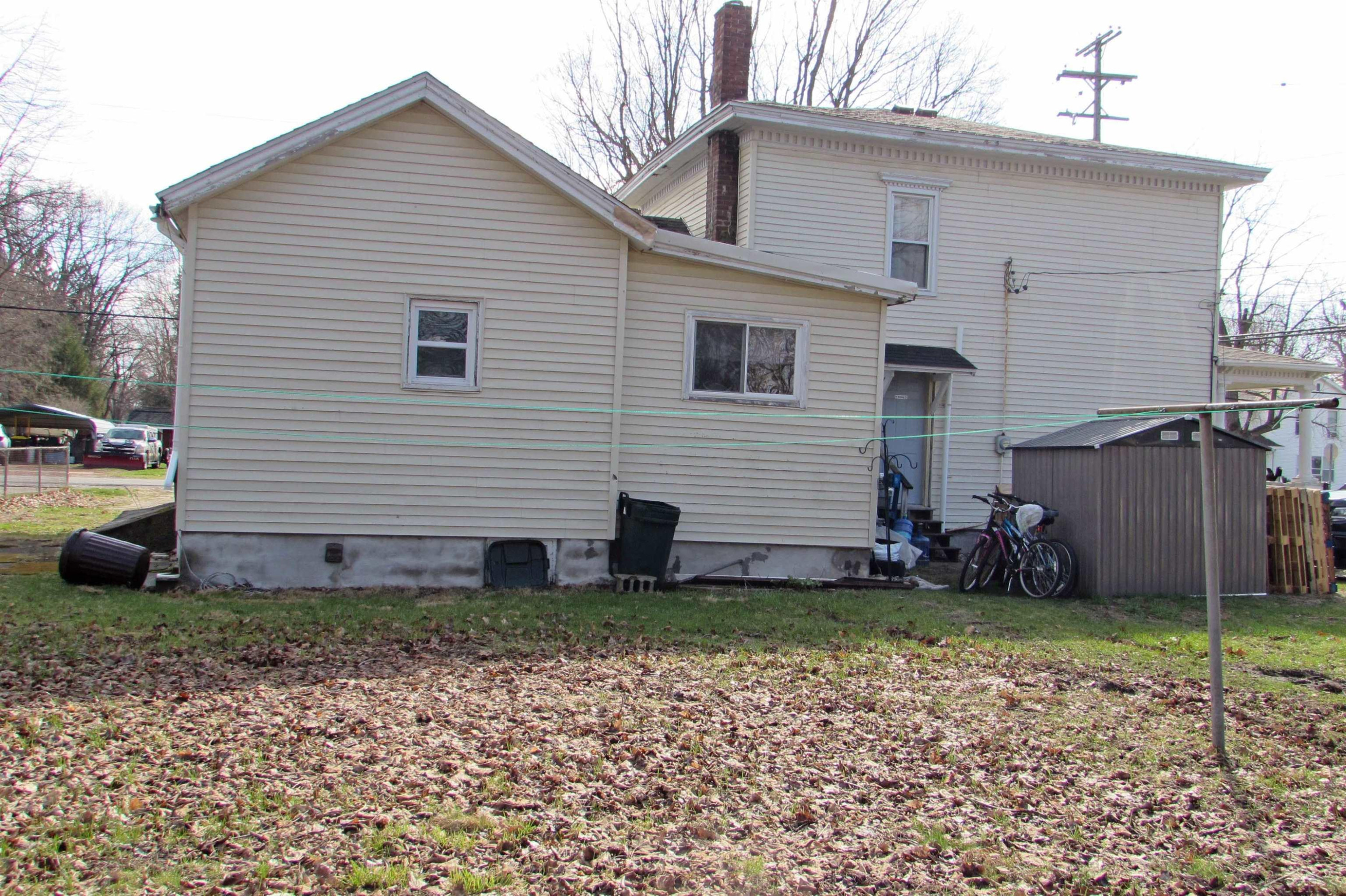 307 N Line Street, Chesaning, MI 48616 — Photo 4