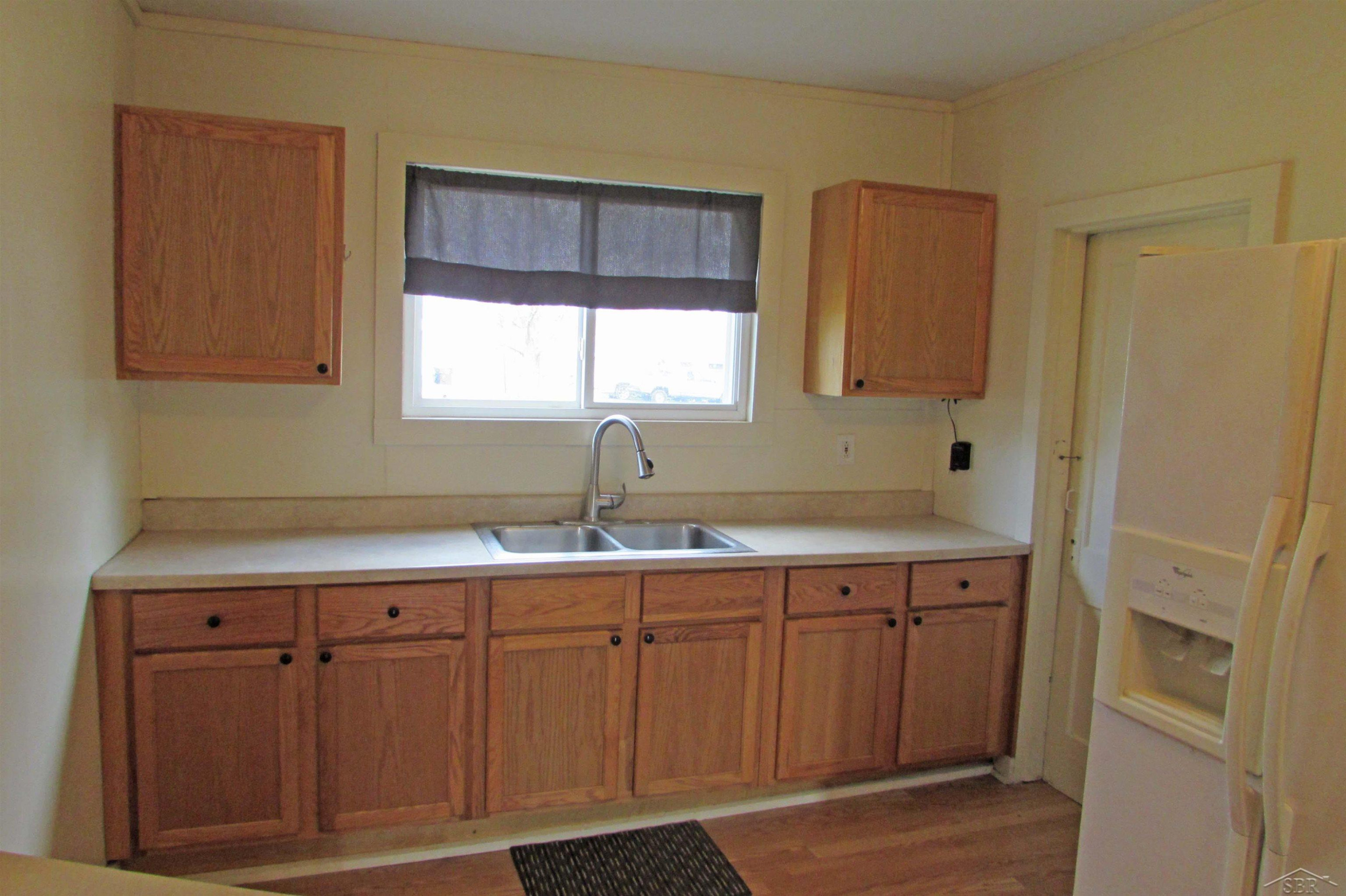 307 N Line Street, Chesaning, MI 48616 — Photo 7