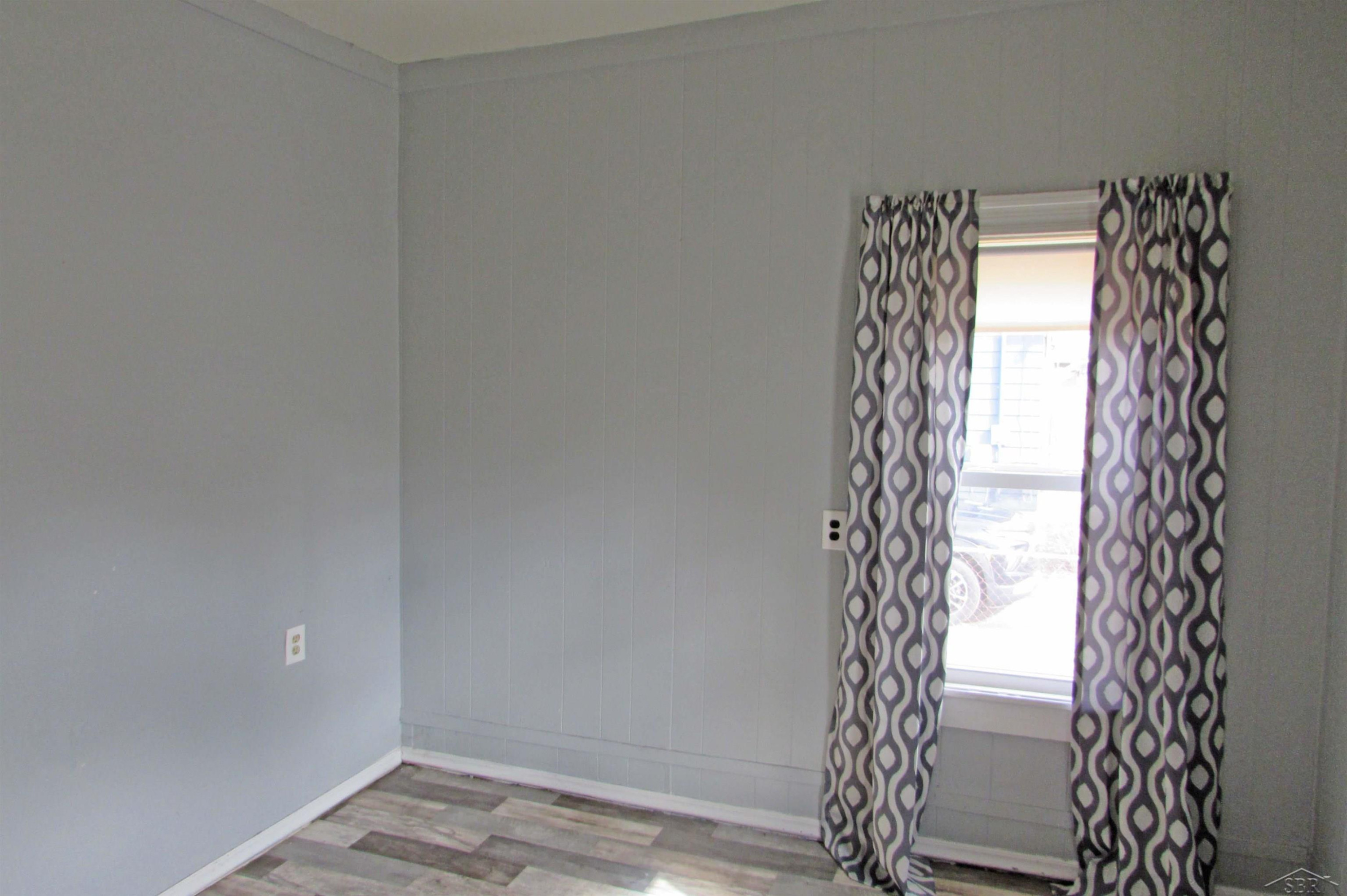 307 N Line Street, Chesaning, MI 48616 — Photo 13
