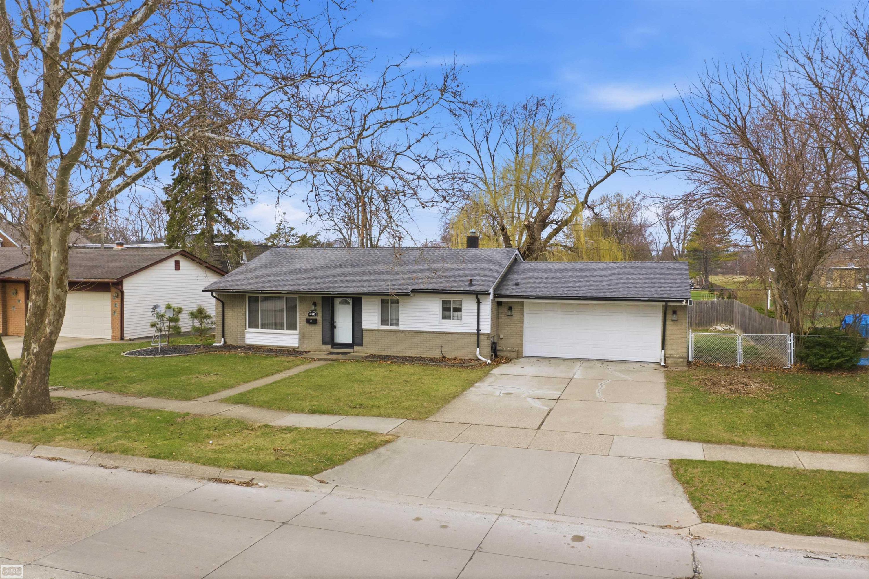 33043 Fraser Avenue, Fraser, MI 48026 — front exterior
