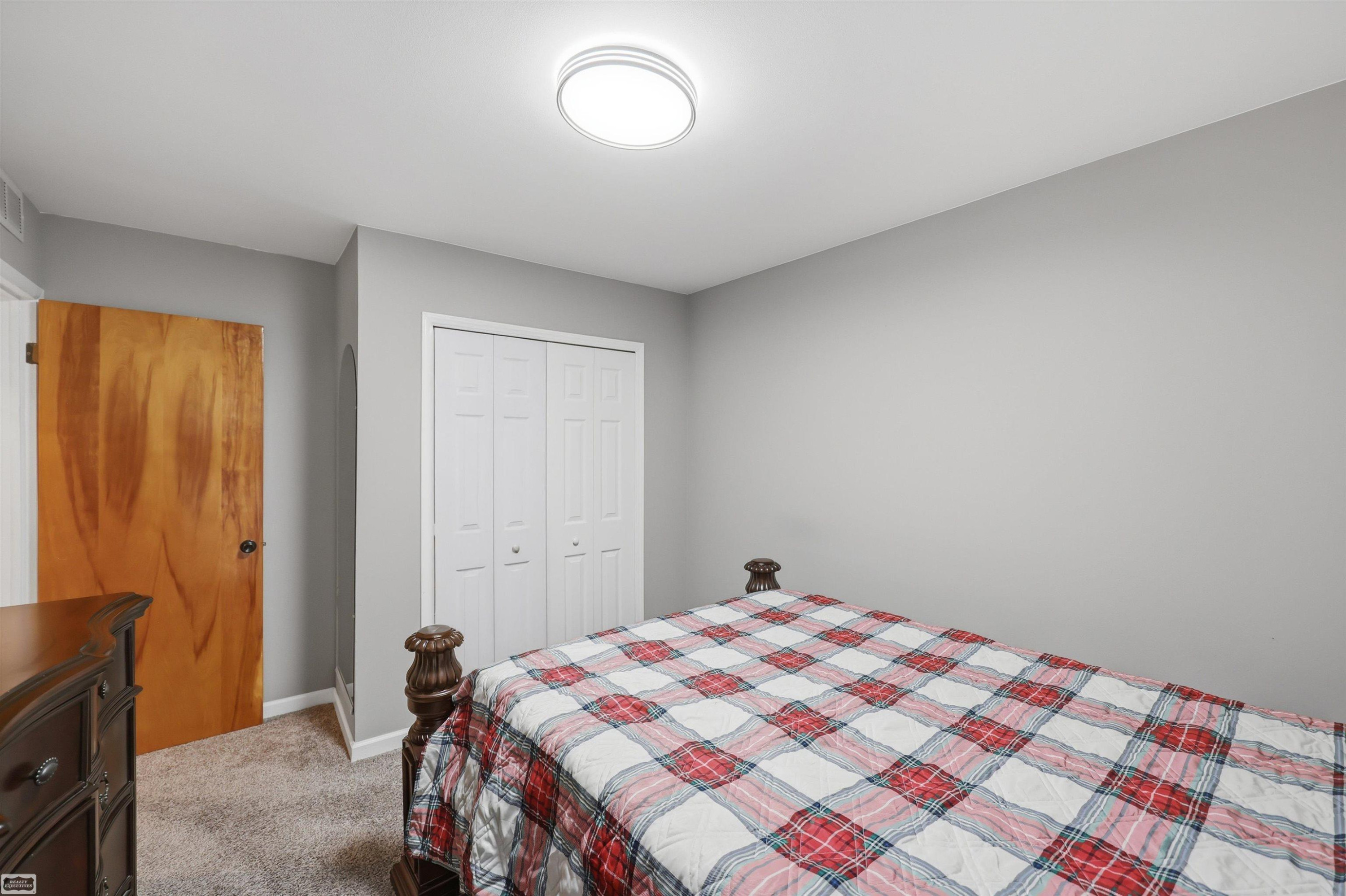 33043 Fraser Avenue, Fraser, MI 48026 — Photo 15