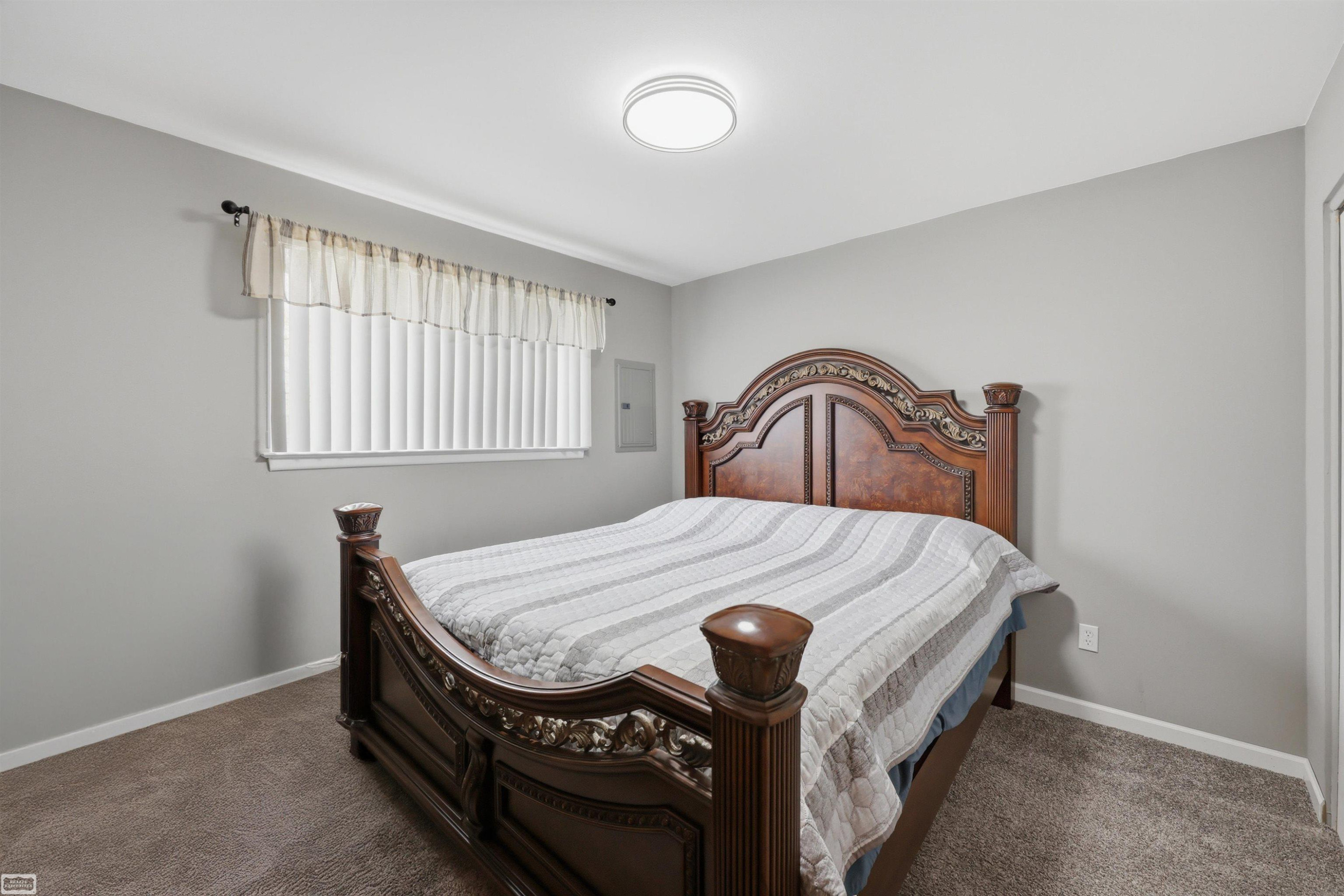 33043 Fraser Avenue, Fraser, MI 48026 — Photo 19