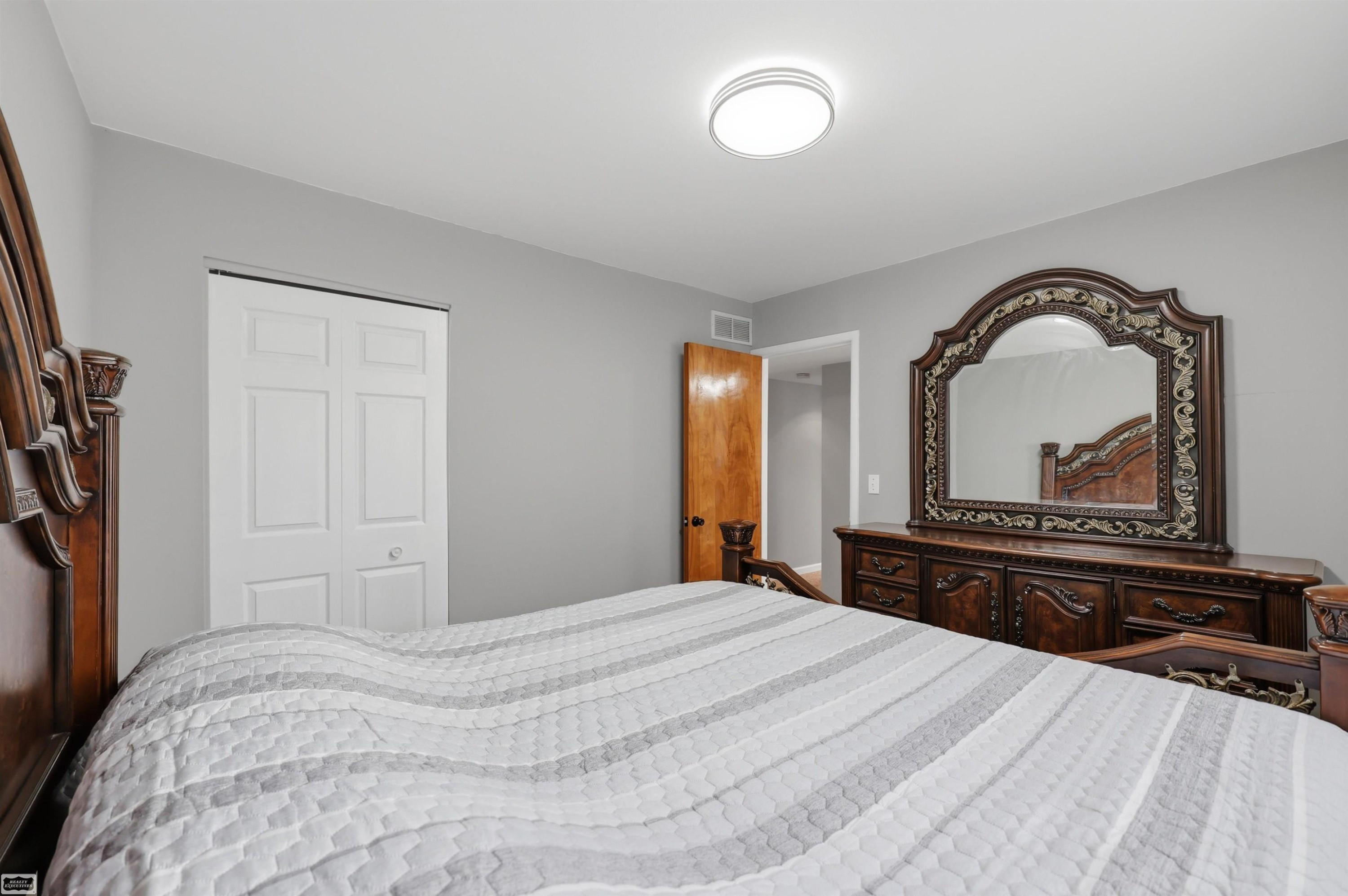 33043 Fraser Avenue, Fraser, MI 48026 — Photo 20