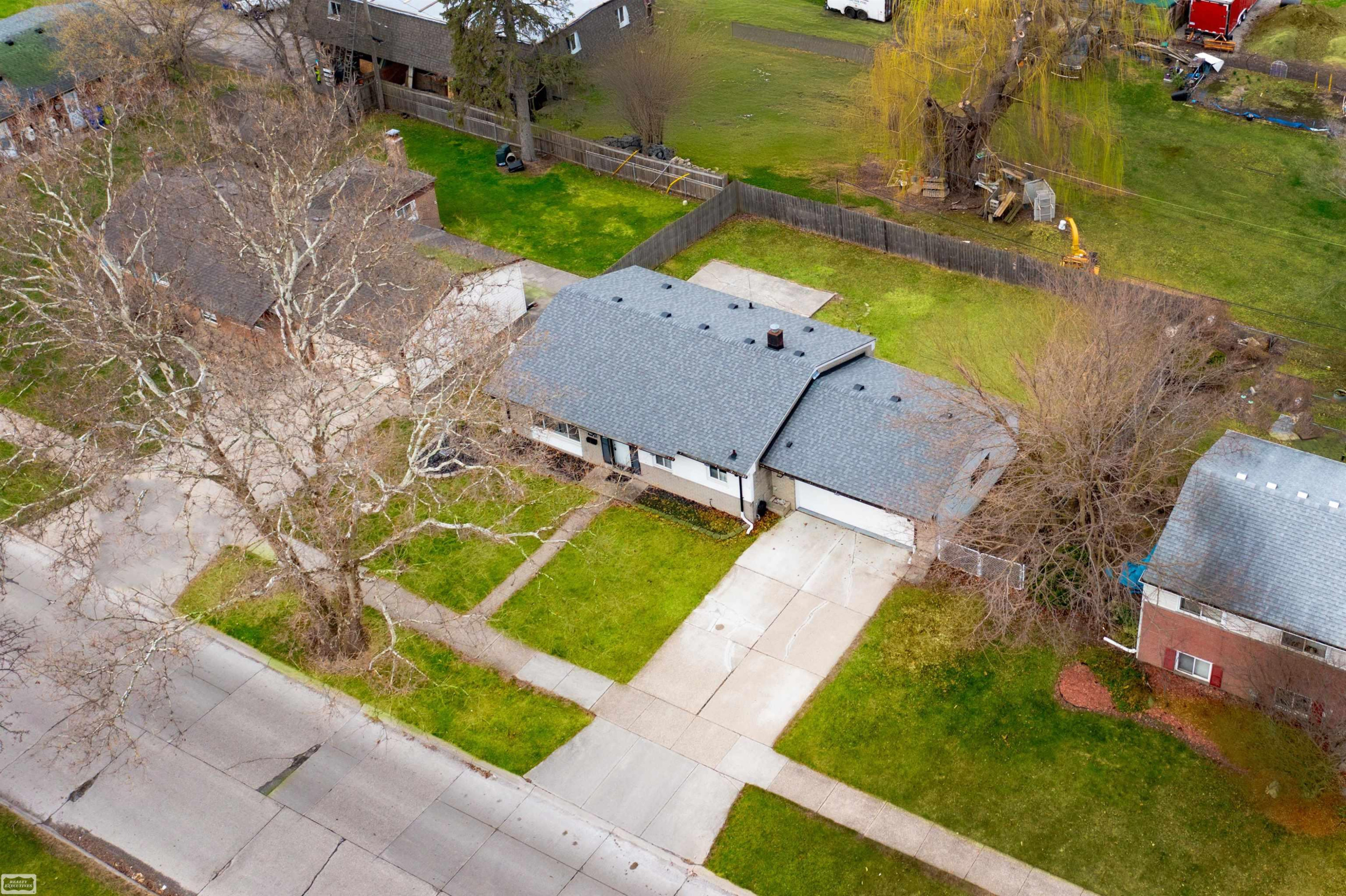33043 Fraser Avenue, Fraser, MI 48026 — Photo 33