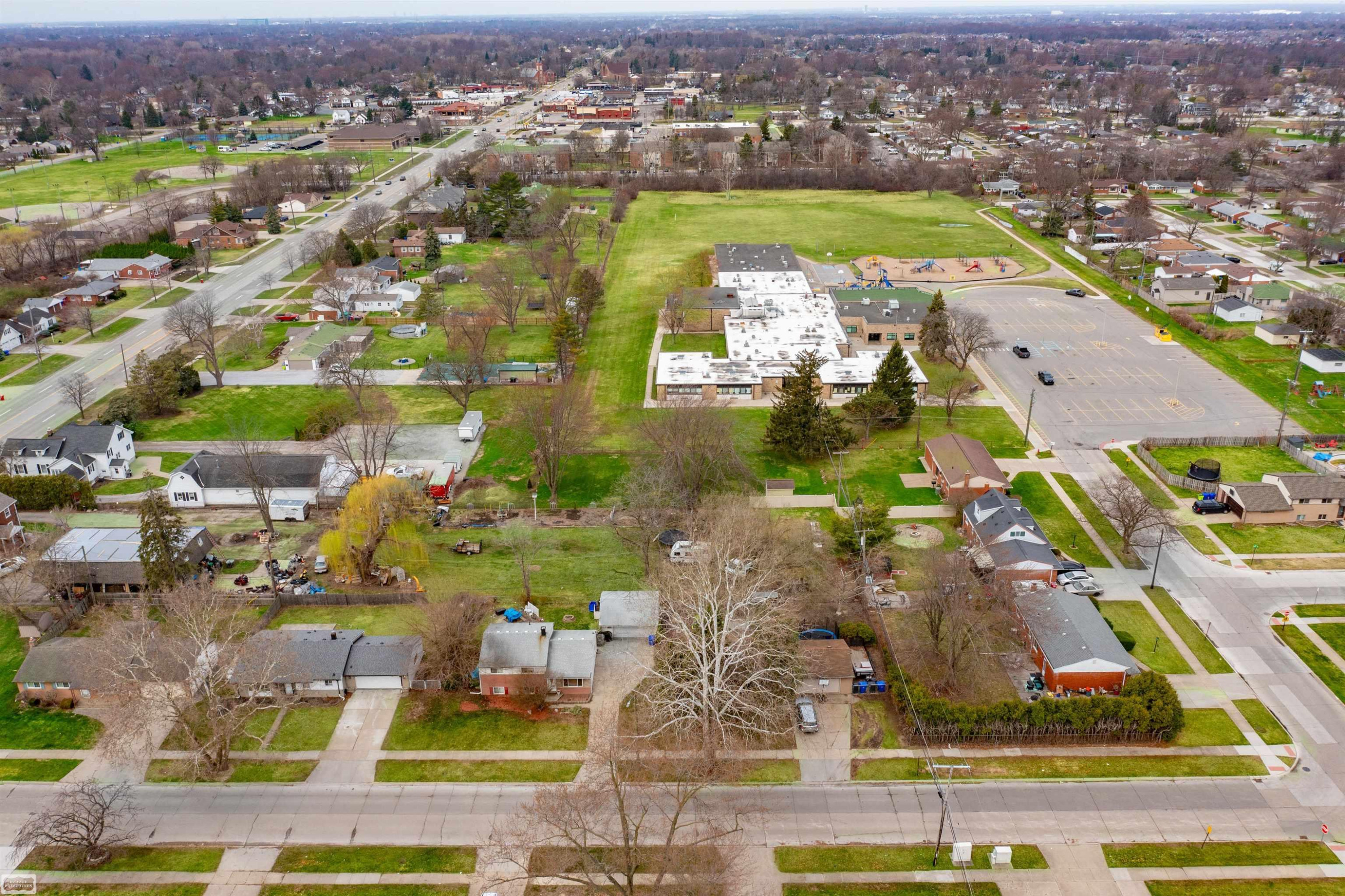 33043 Fraser Avenue, Fraser, MI 48026 — Photo 36