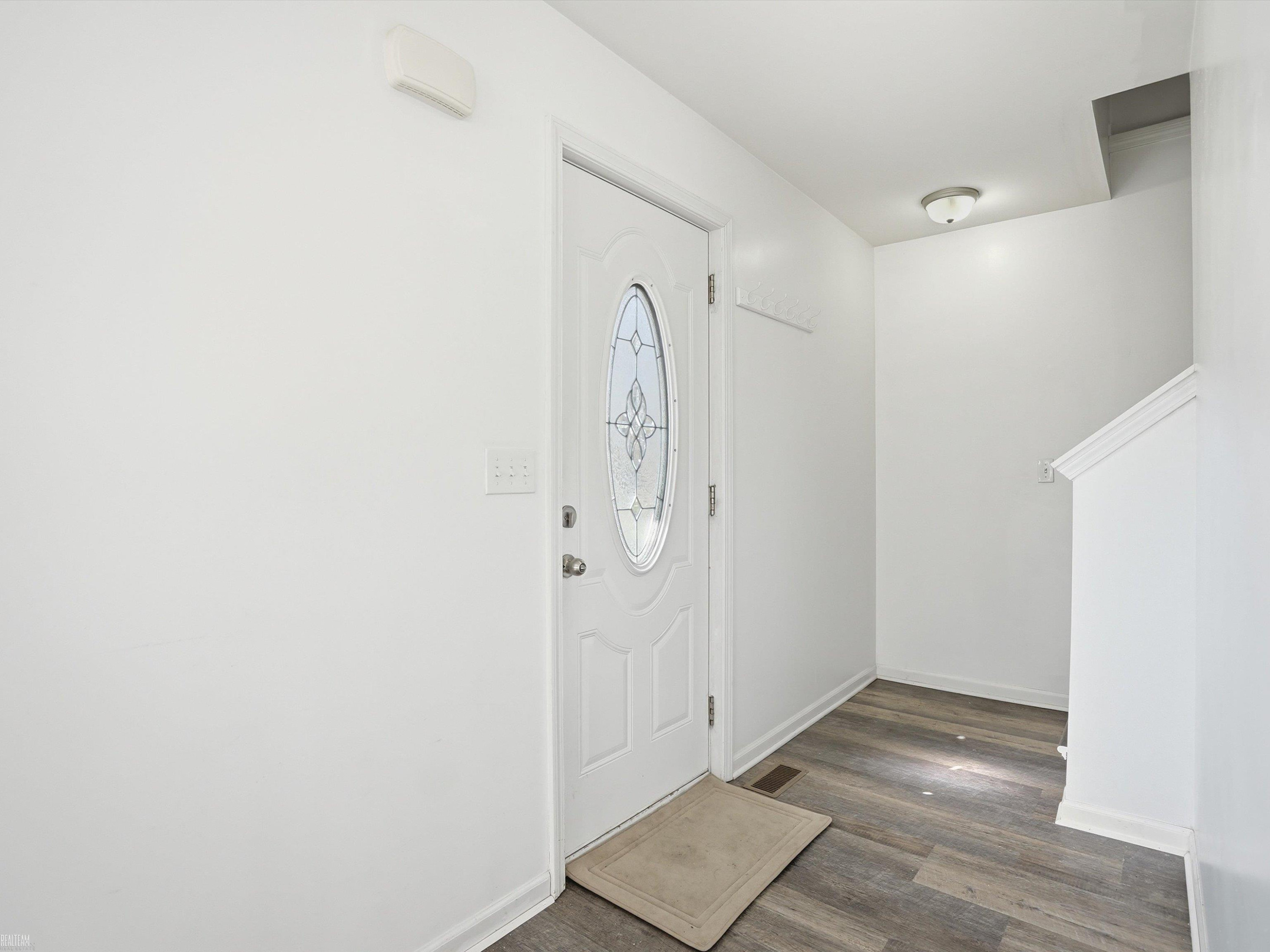 506 W Woodside Avenue, Madison Heights, MI 48071 — Photo 12