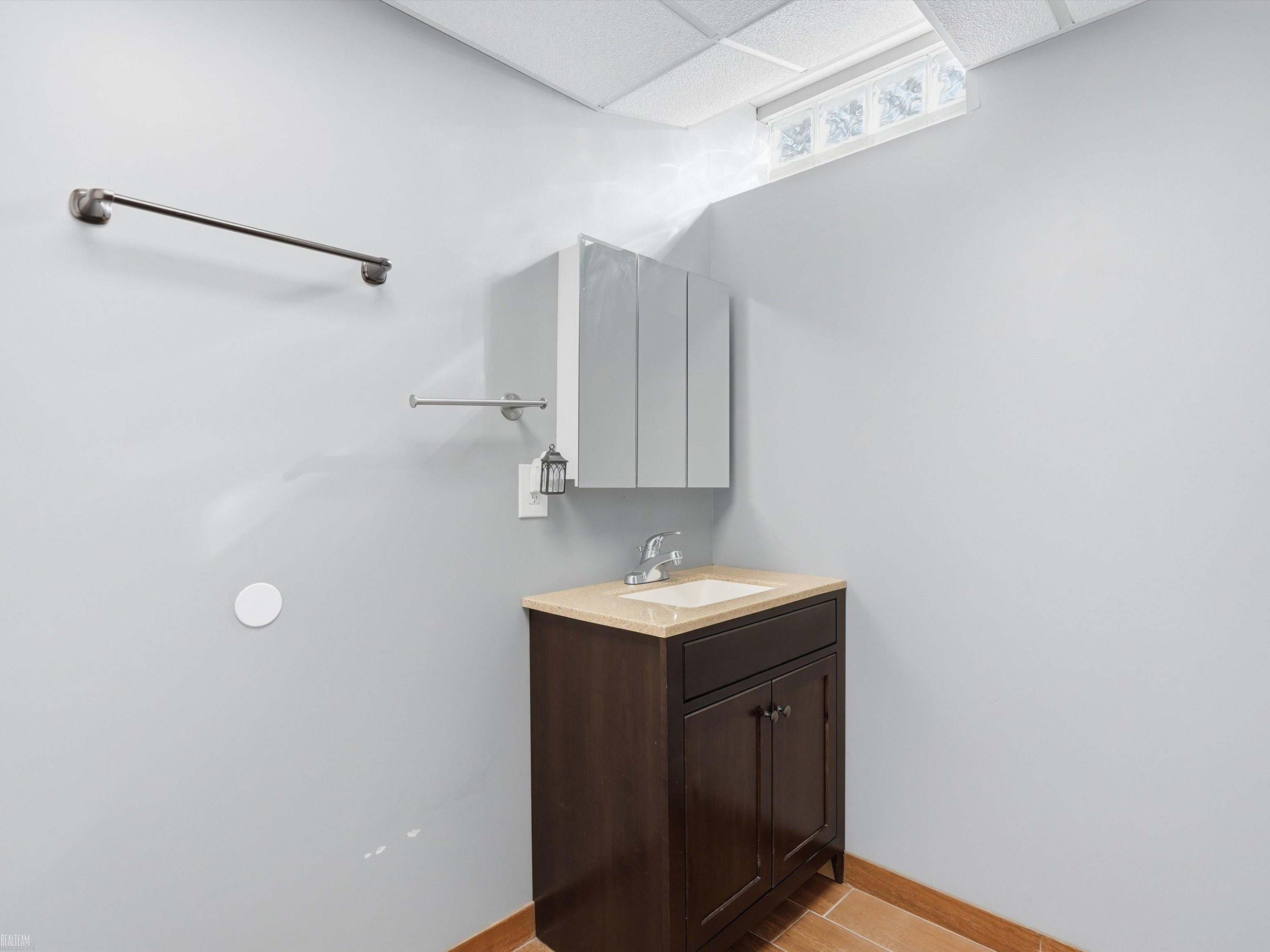 506 W Woodside Avenue, Madison Heights, MI 48071 — Photo 42